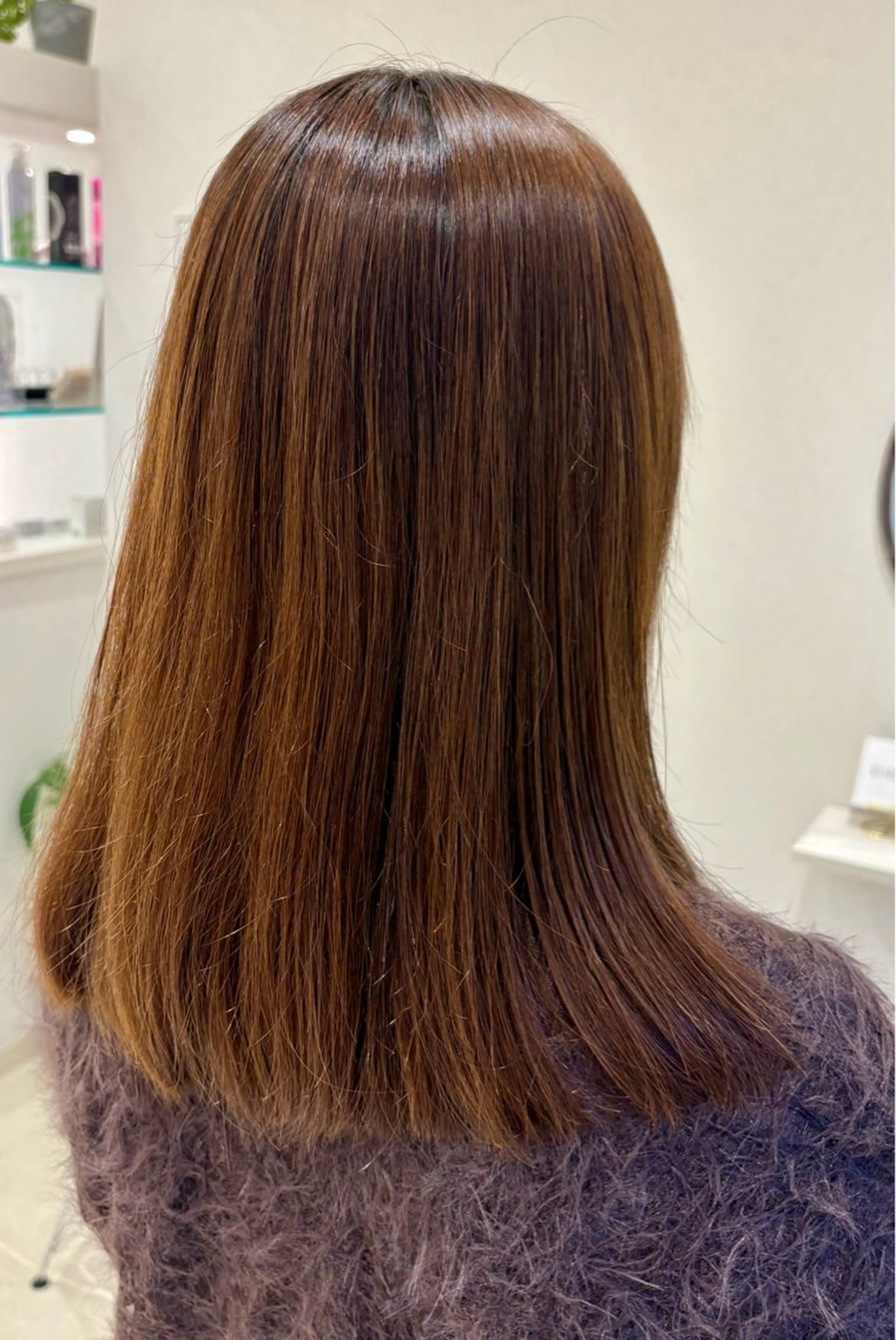 ロング カット ヘアカラー イシカワ ユウタのヘアスタイル