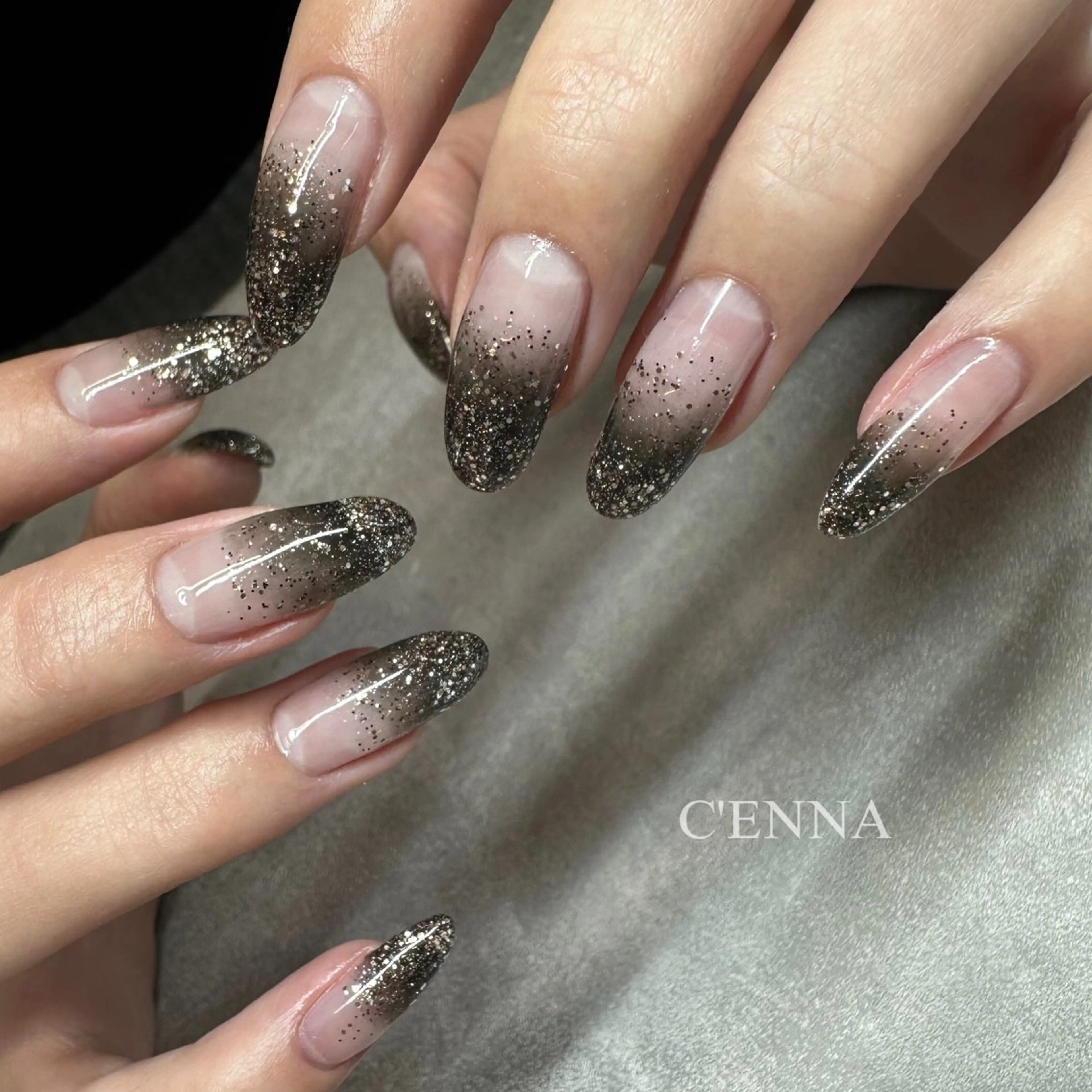 ネイル CENNA RIRIKAのネイルデザイン