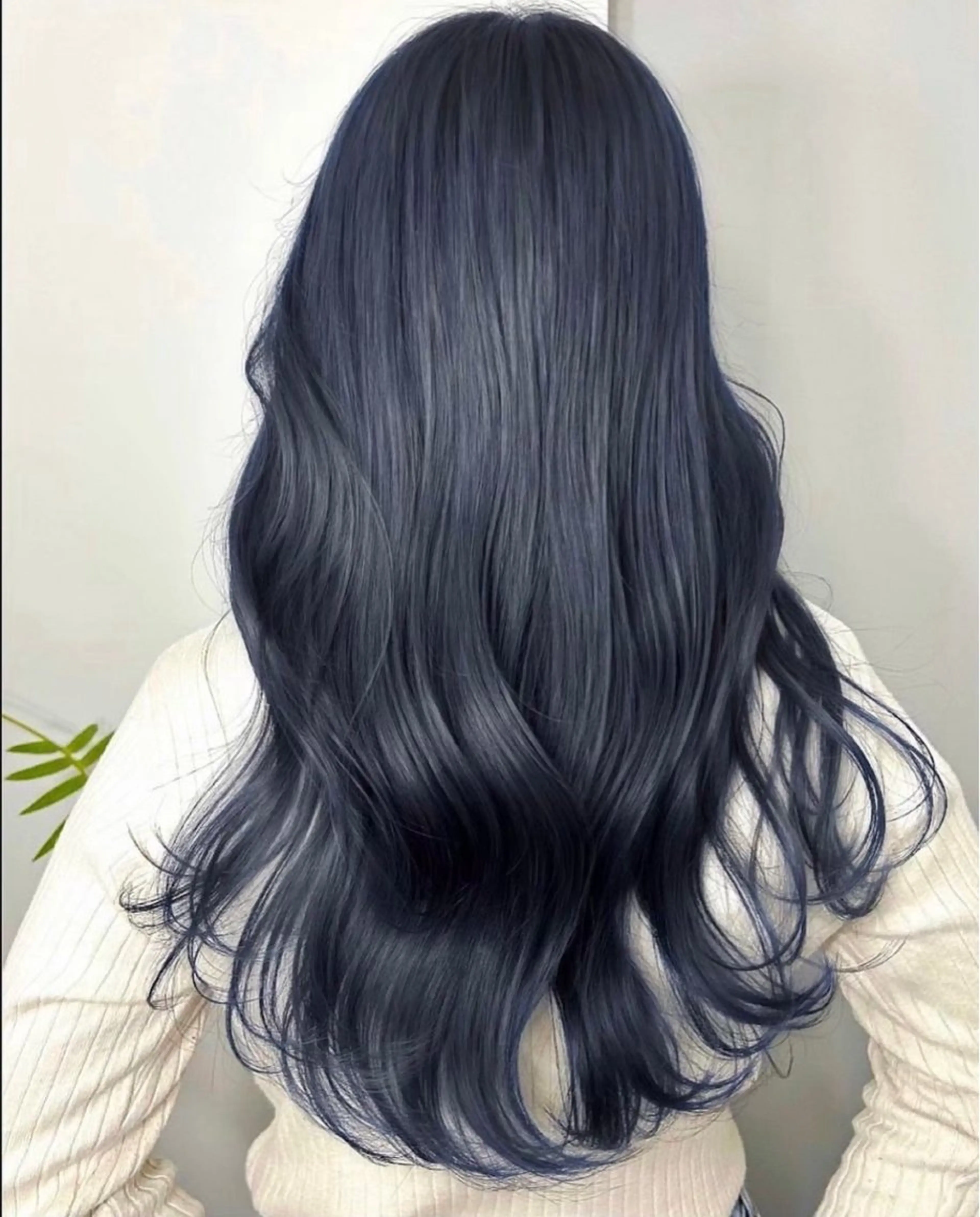 カラー ヘアカラー 森 乃愛のヘアスタイル