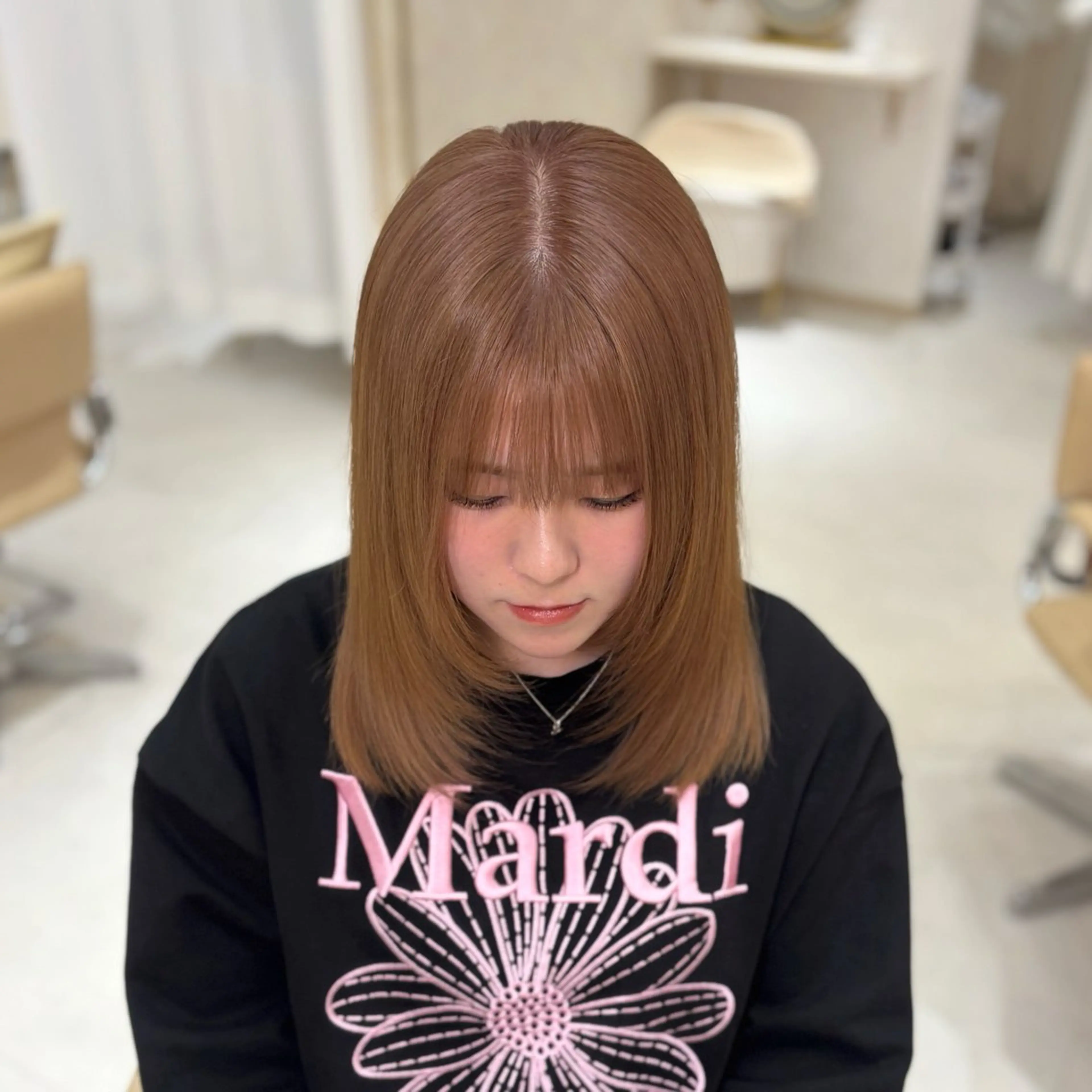 セミロング カラー 顔まわりレイヤー 顔周りカット レイヤーカット カット ヘアカラー トリートメント 顔周りカット/艶髪/ 髪質改善/RiHoのヘアスタイル