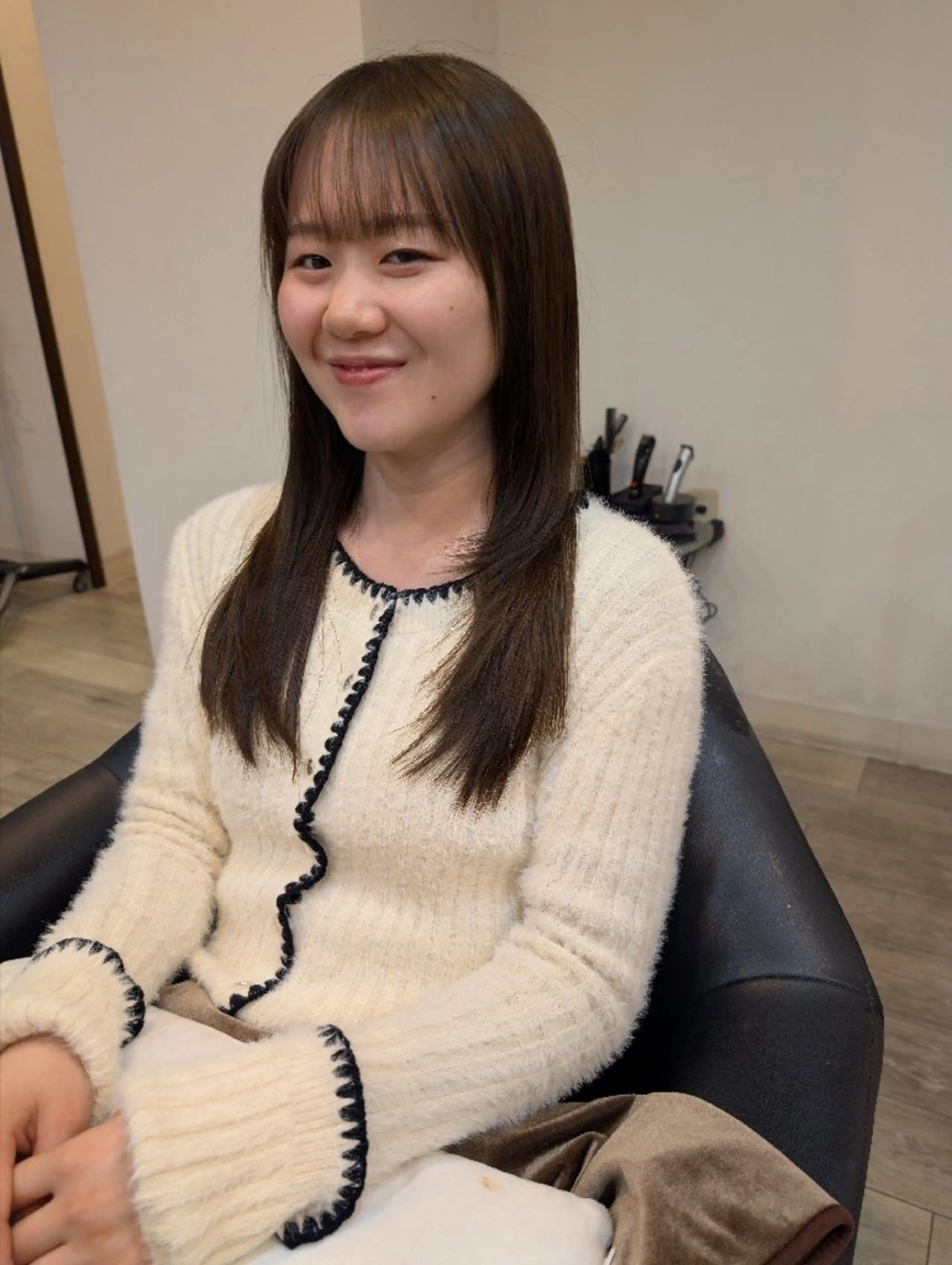 ロング レイヤーカット 縮毛矯正 カット ヘアカラー 田崎 暁大のヘアスタイル