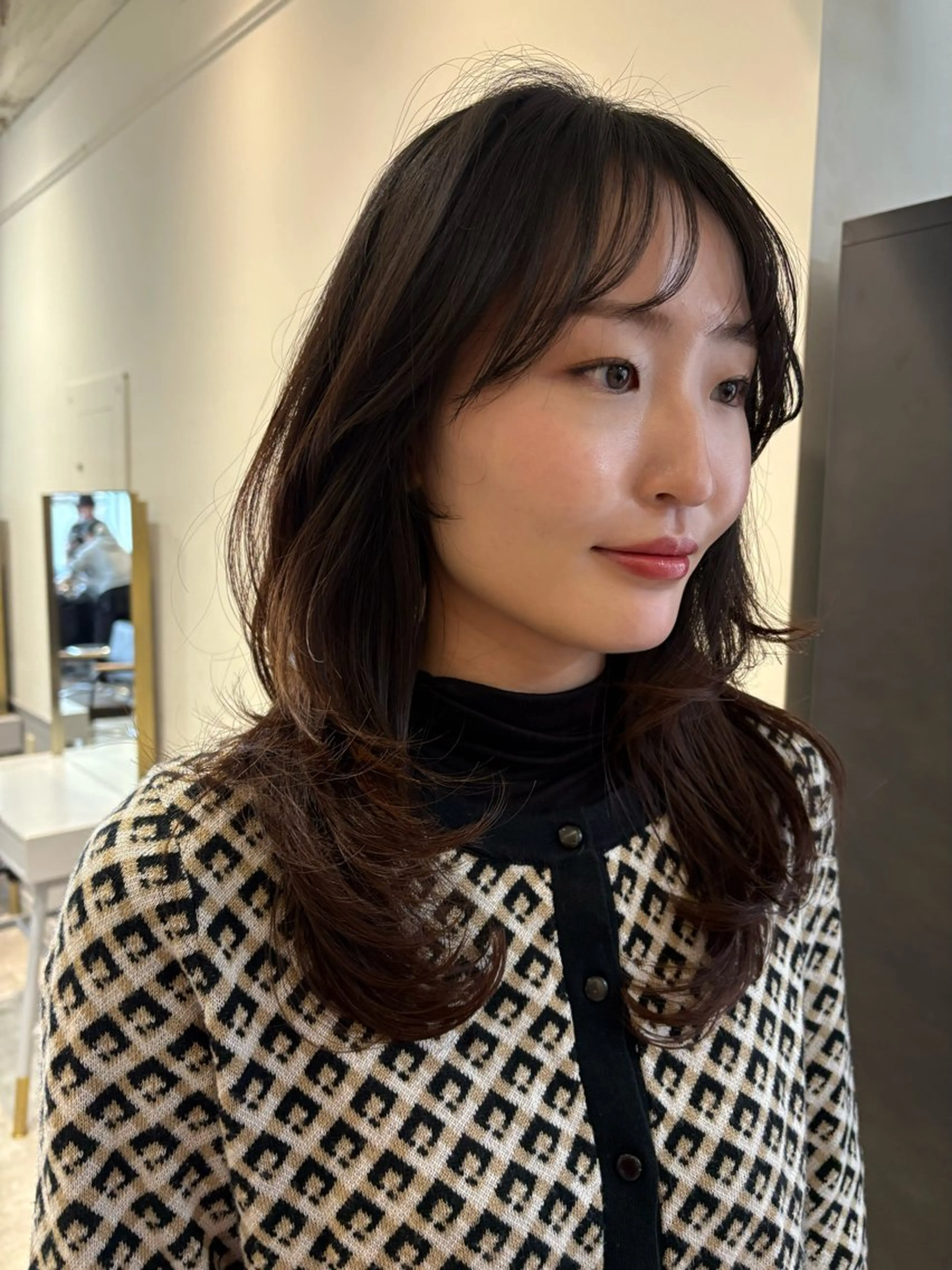 ミディアム SIKI yuuna モテ韓国ヘア☁️のヘアスタイル