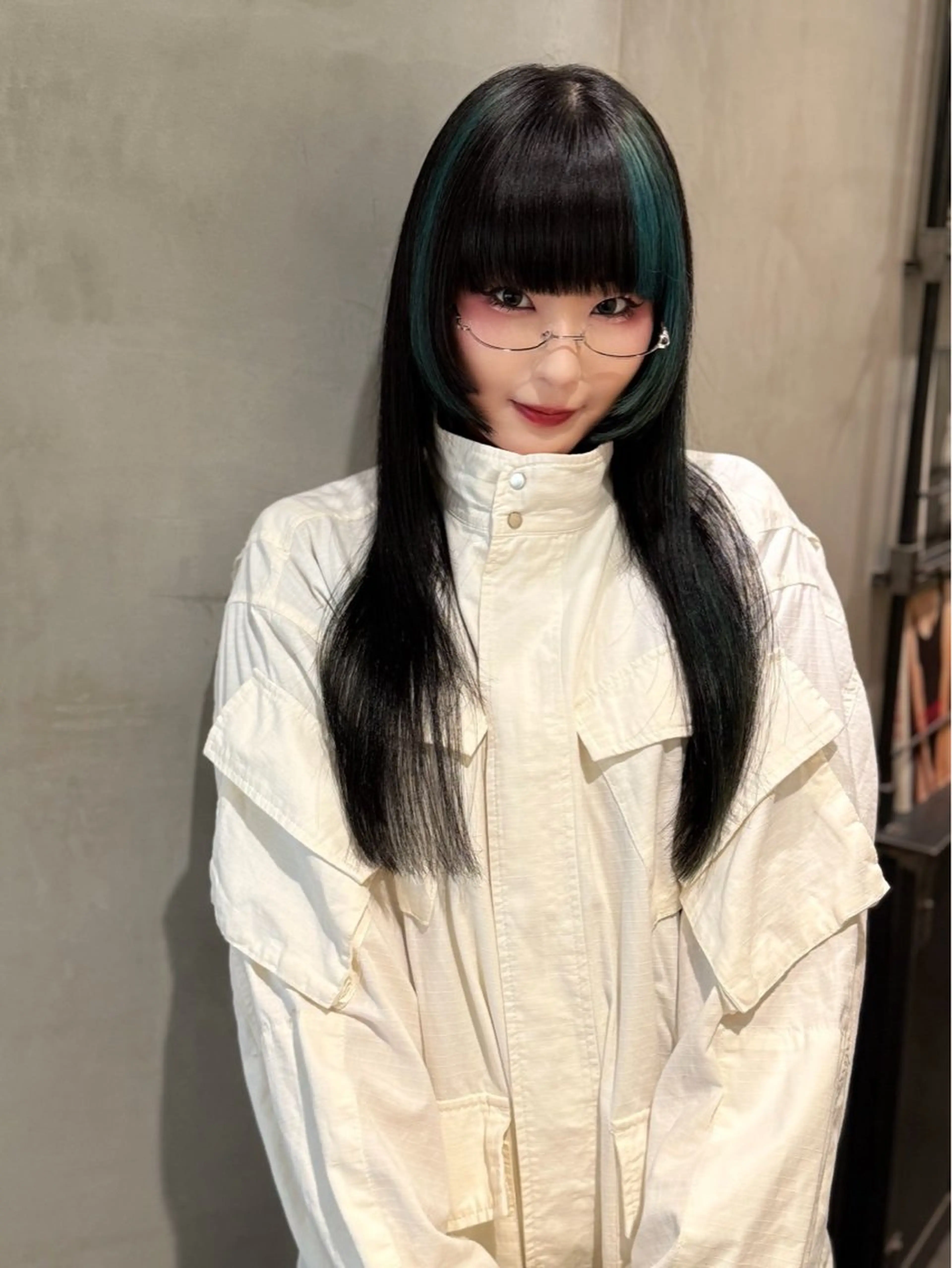 ロング カラー カット 優 作のヘアスタイル