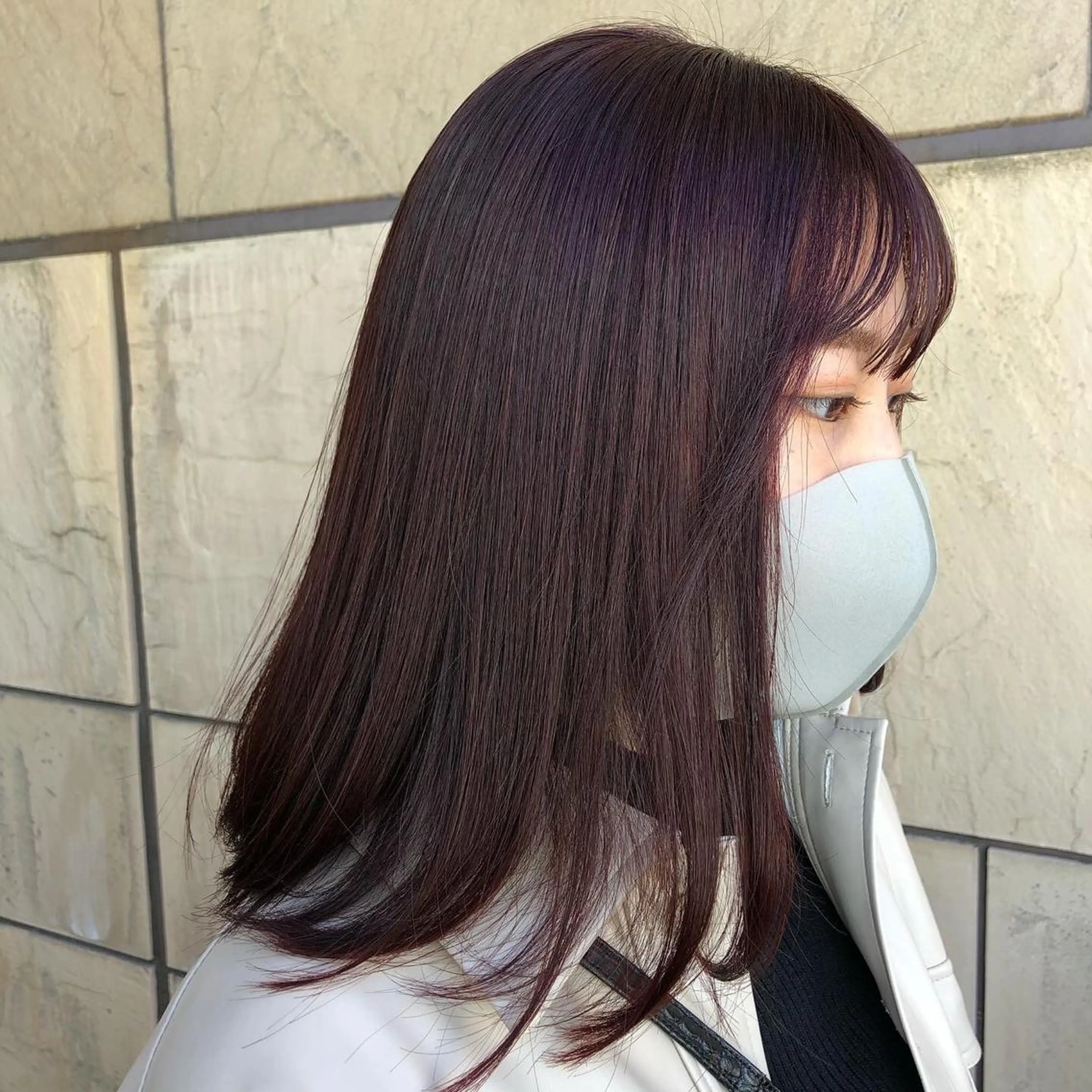 セミロング 🦄艶カラー×韓国 NANA💎🐬のヘアスタイル