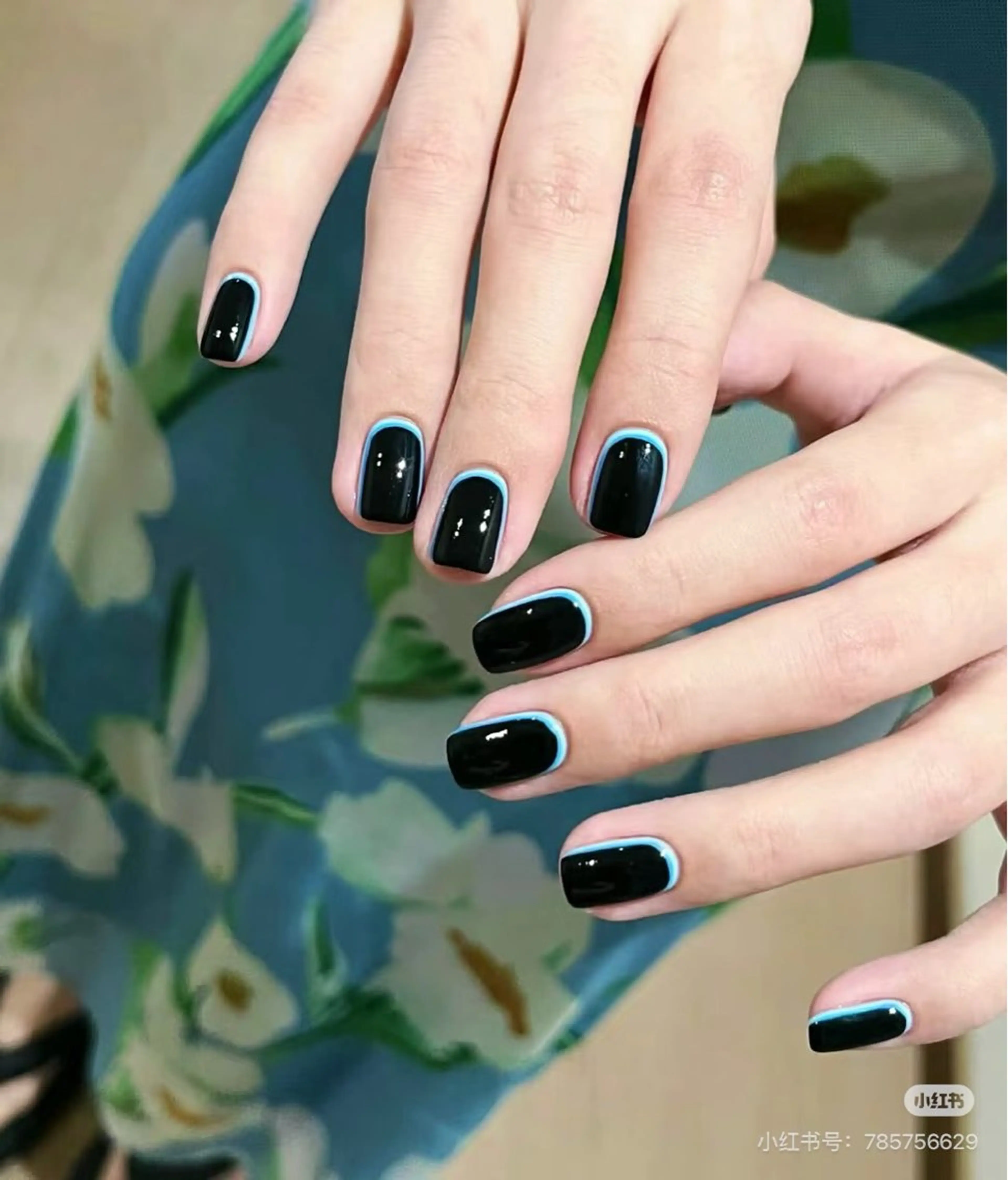 ネイル 高木 維麗絲のネイルデザイン