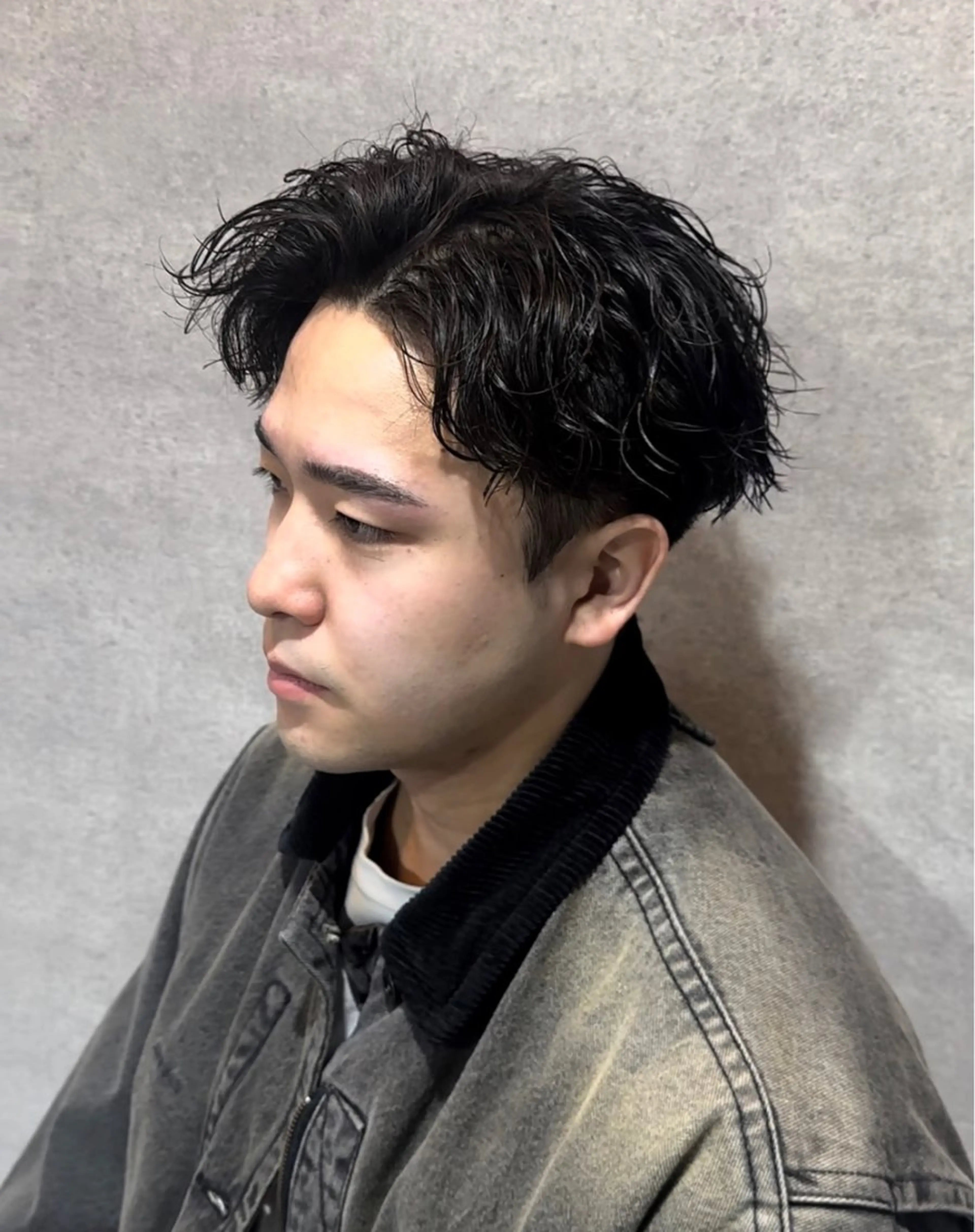 パーマ メンズ メンズハイライト メンズパーマ メンズウルフカット ウルフカット punel nayu🌻のヘアスタイル
