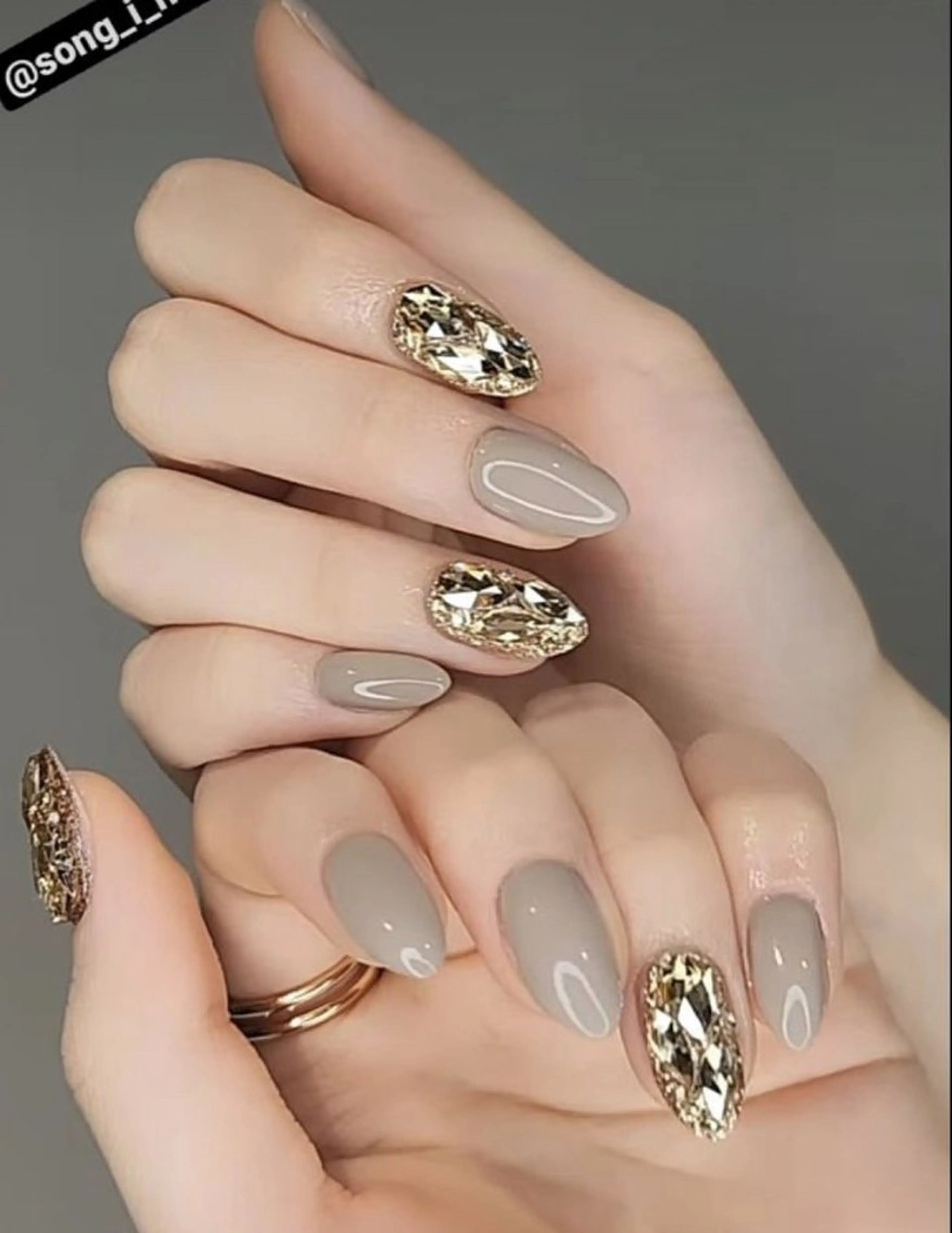 ネイル ハンドネイル Rose Ana.Chuoのネイルデザイン