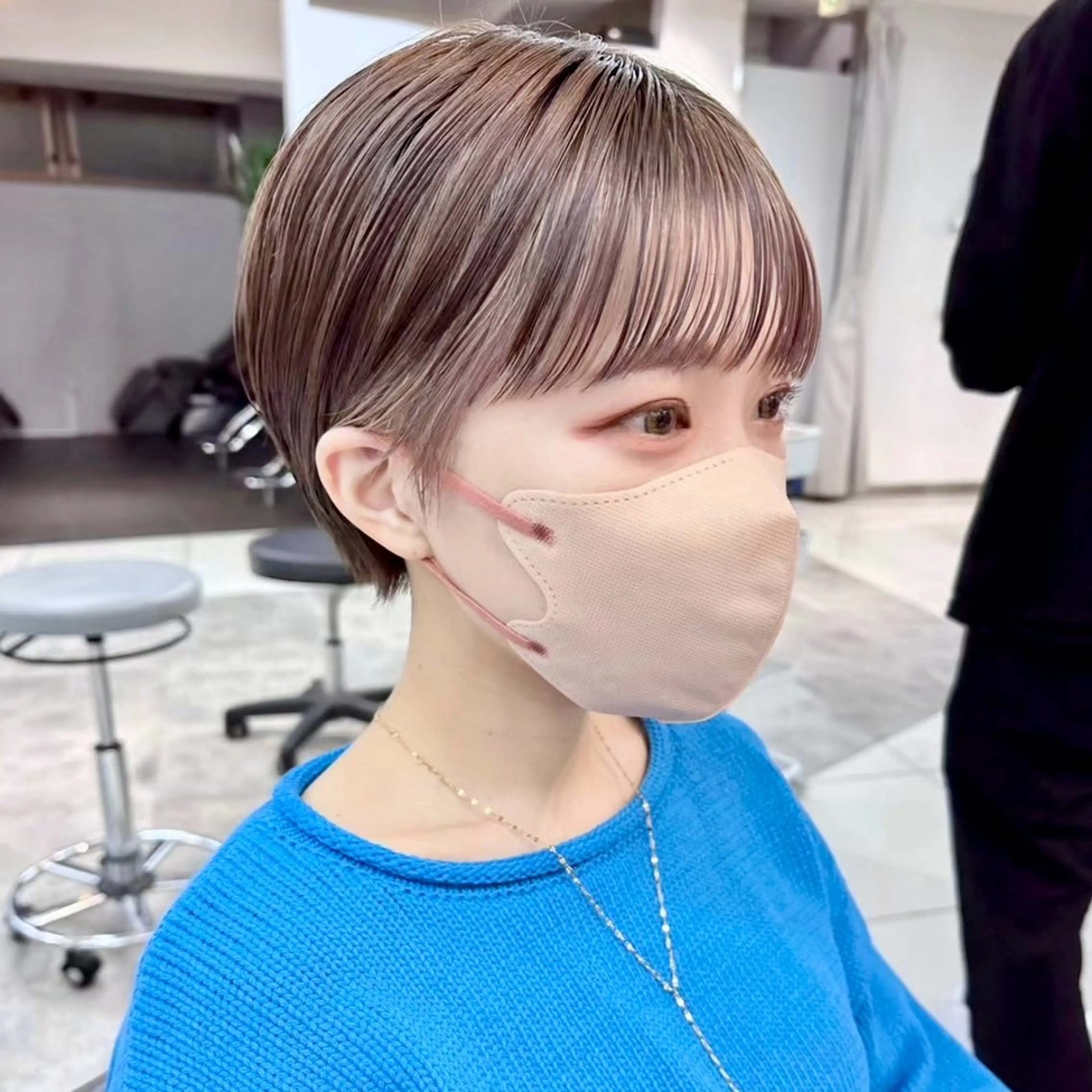 ショート カラー ヘアカラー 透け感カラー 🌱いわさきのヘアスタイル