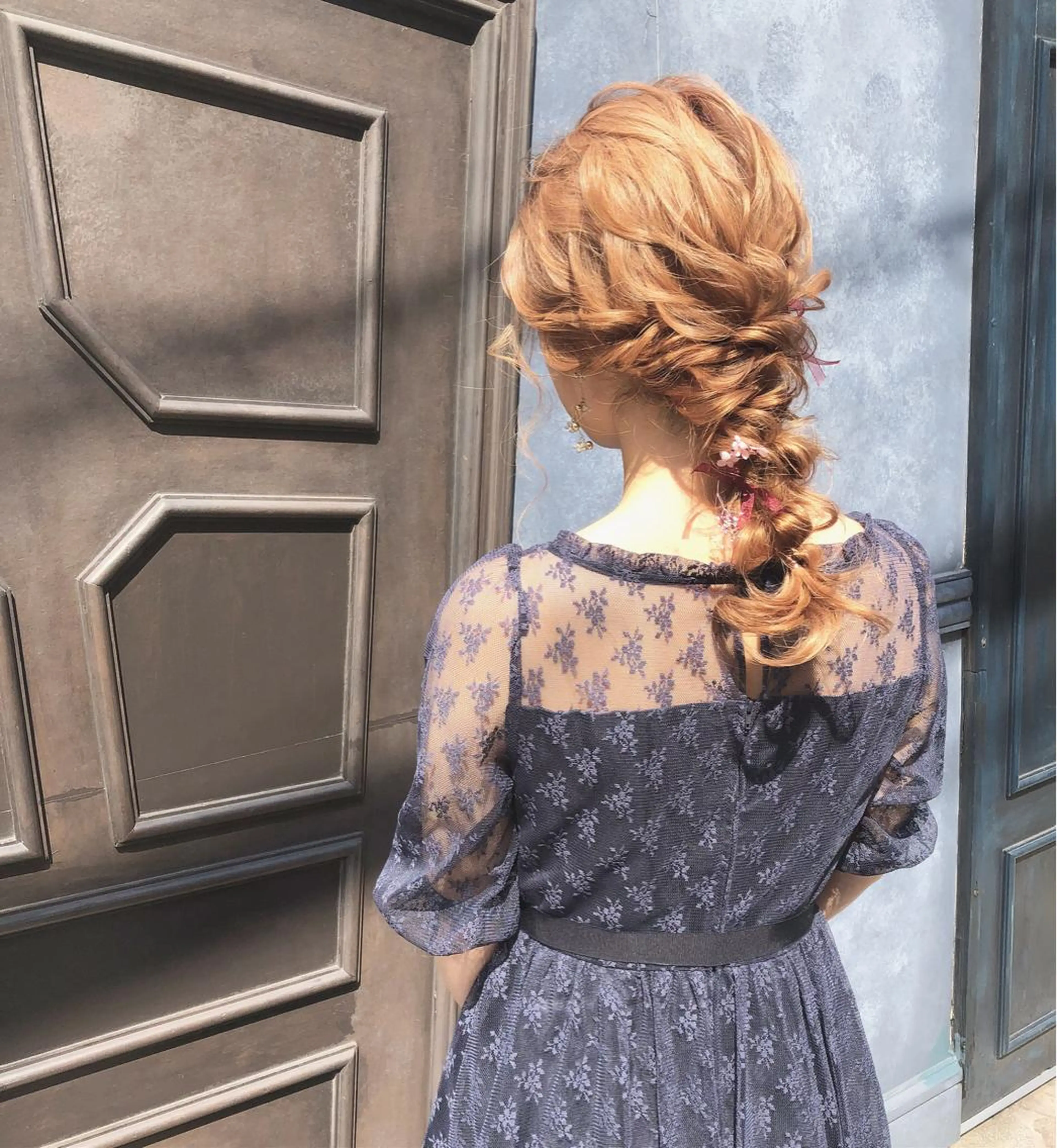 ロング カラー ヘアアレンジ autre所属・大久保 ひでなりのヘアスタイル