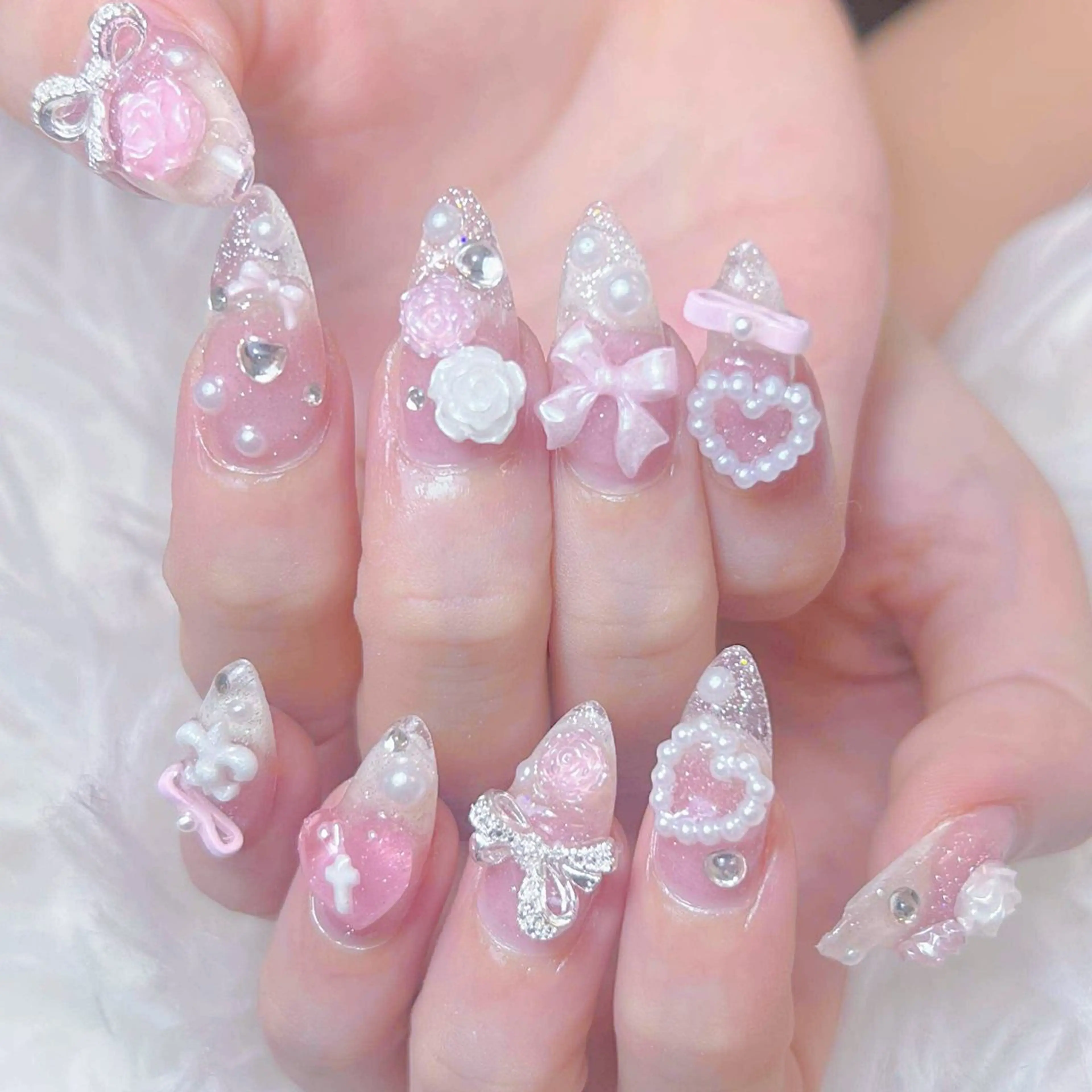 ネイル チークネイル 長さ出し フットネイル マグネットネイル 持ち込み ハンドネイル ANH NAIL ゴテゴテ専門店💎のネイルデザイン