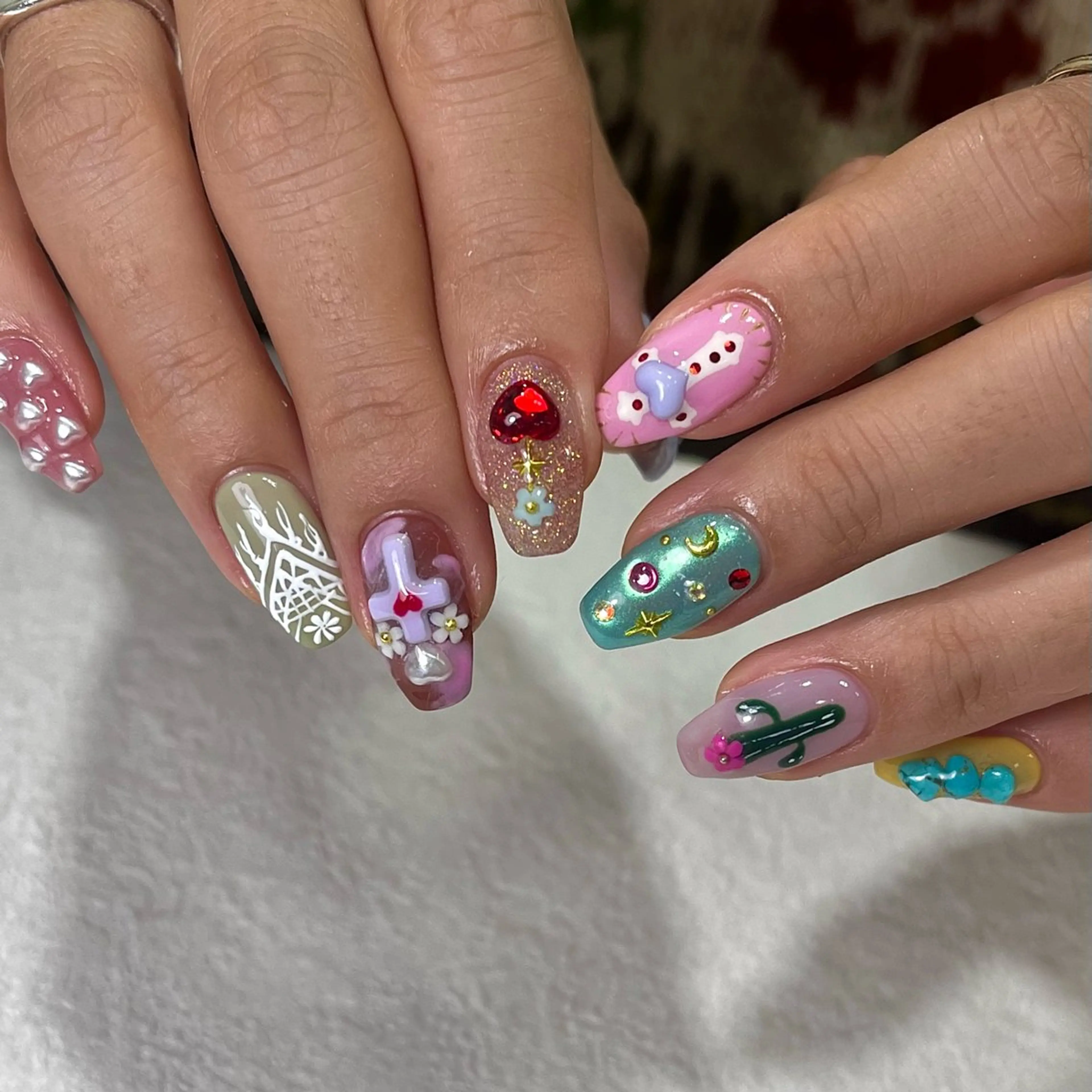 ネイル キラキラネイル para ☀︎ sol by BECK所属・Para Sol nail　Maoのネイルデザイン