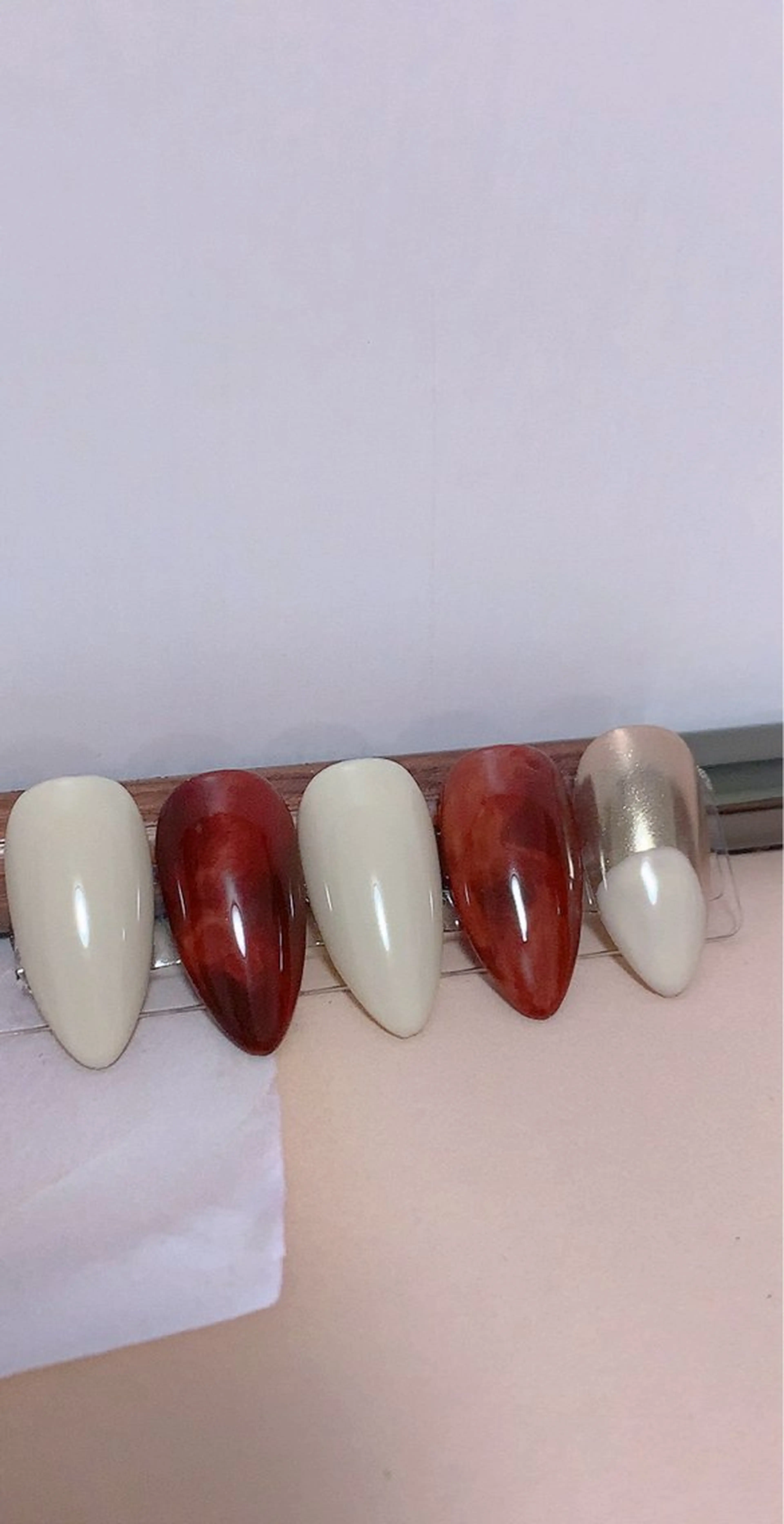 ネイル べっ甲ネイル ミラーネイル ニュアンスネイル シンプルネイル Cute Tips nailのネイルデザイン