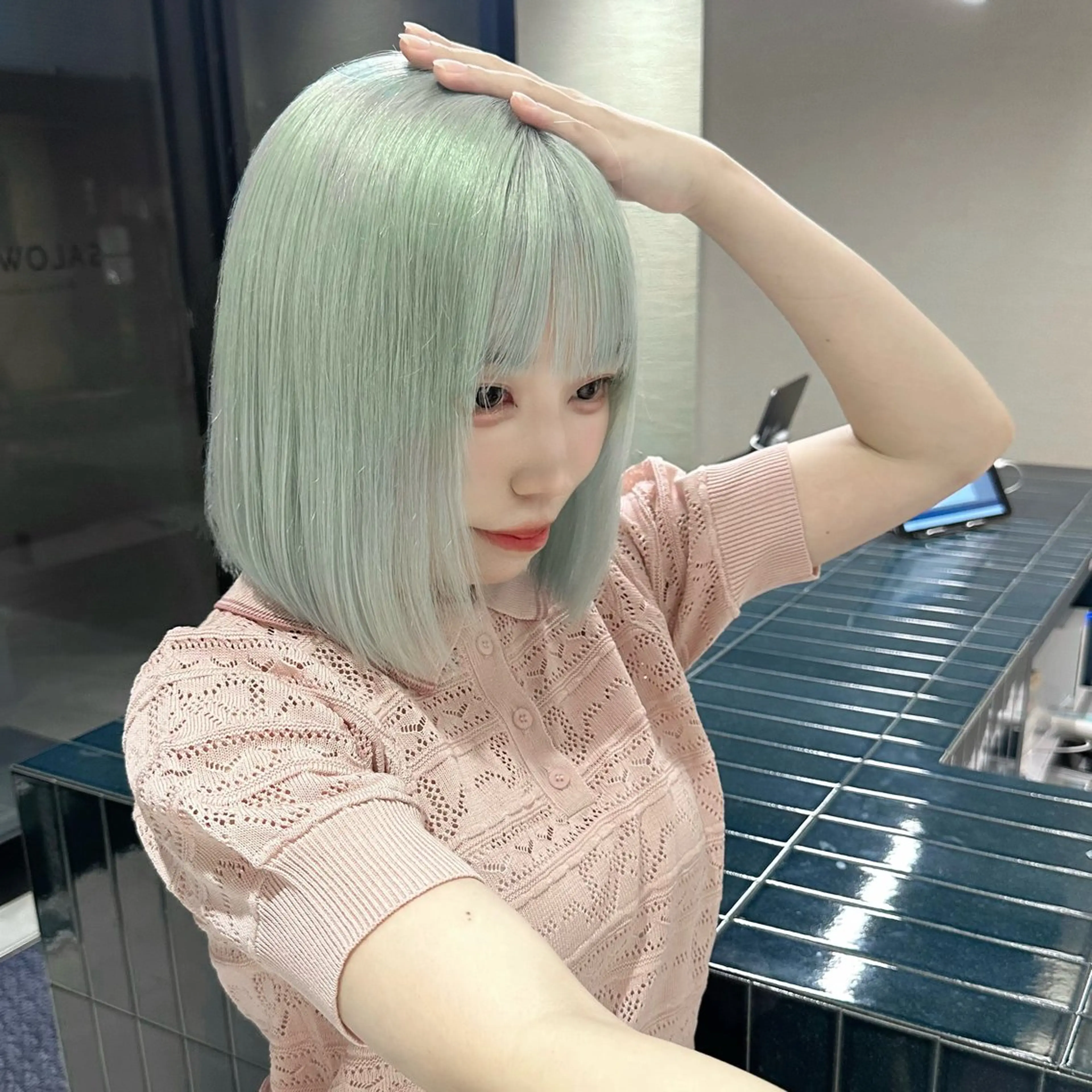 【縮毛矯正履歴でもOK🙆🏻‍♂️】複雑履歴修正ブリーチ＋髪質改善トリートメントの写真