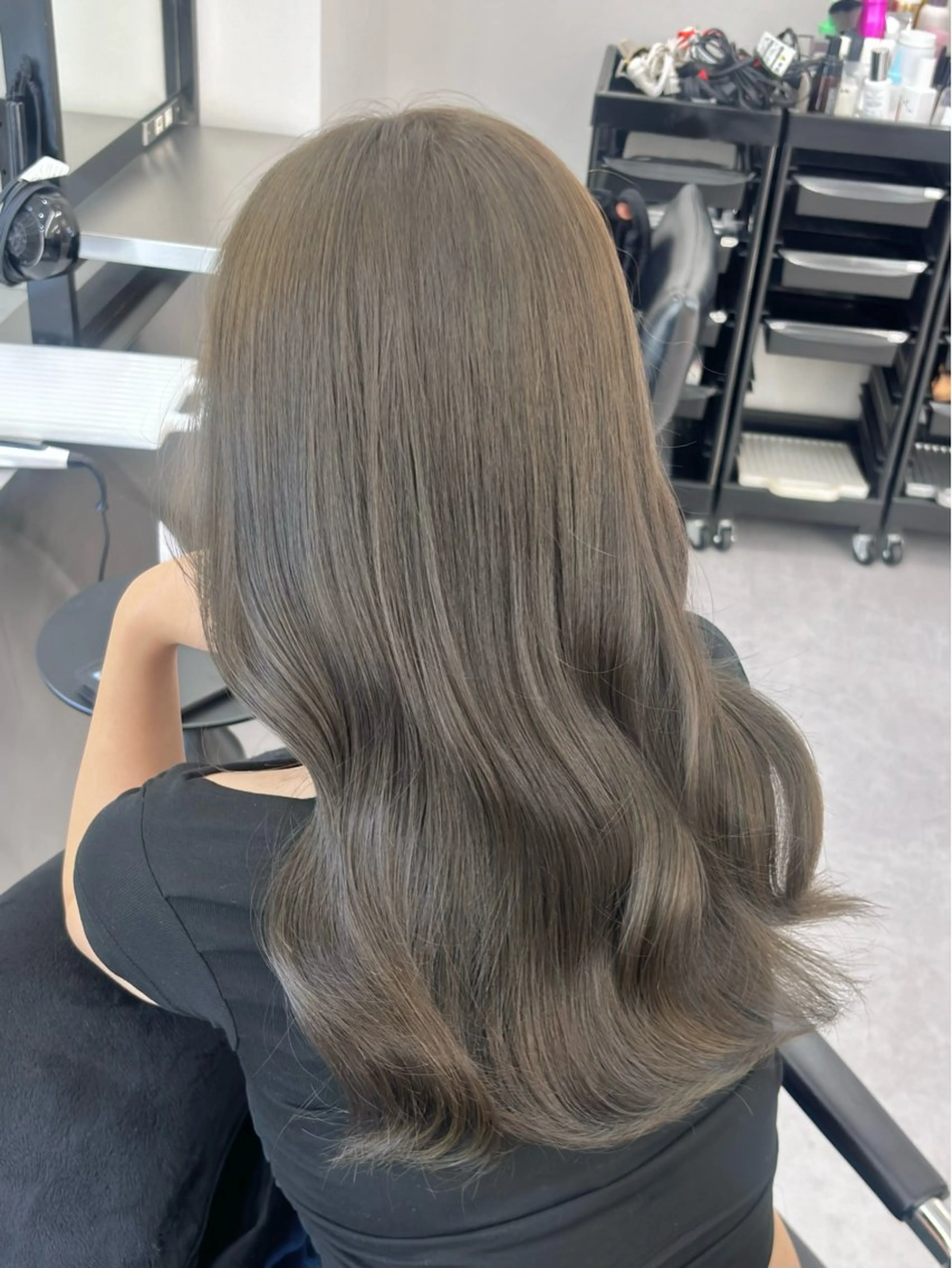 ロング カラー ヘアカラー トリートメント 髪質改善/赤み消し ブリーチなし心斎橋のヘアスタイル