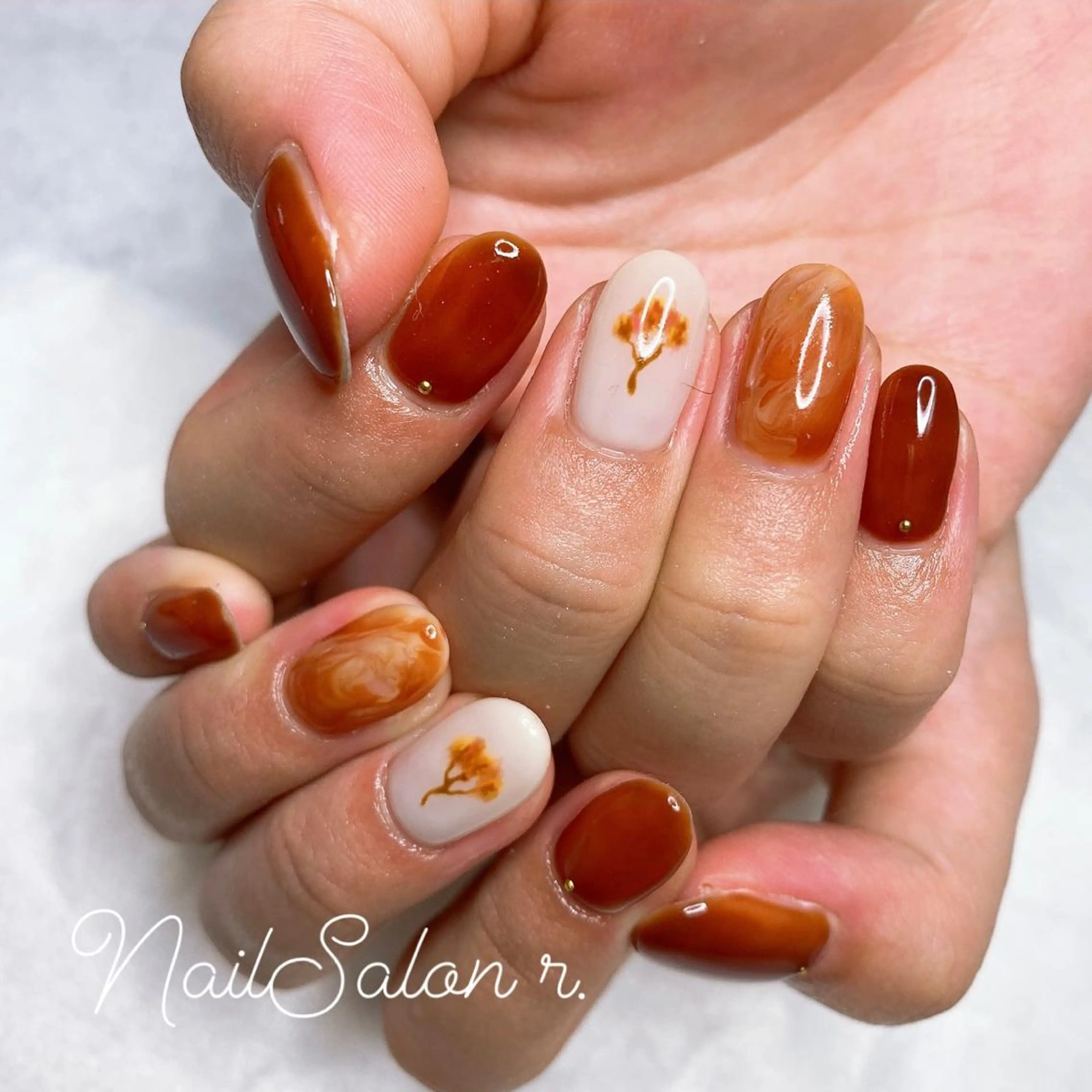 ネイル ハンドネイル Nailsalon r.のネイルデザイン