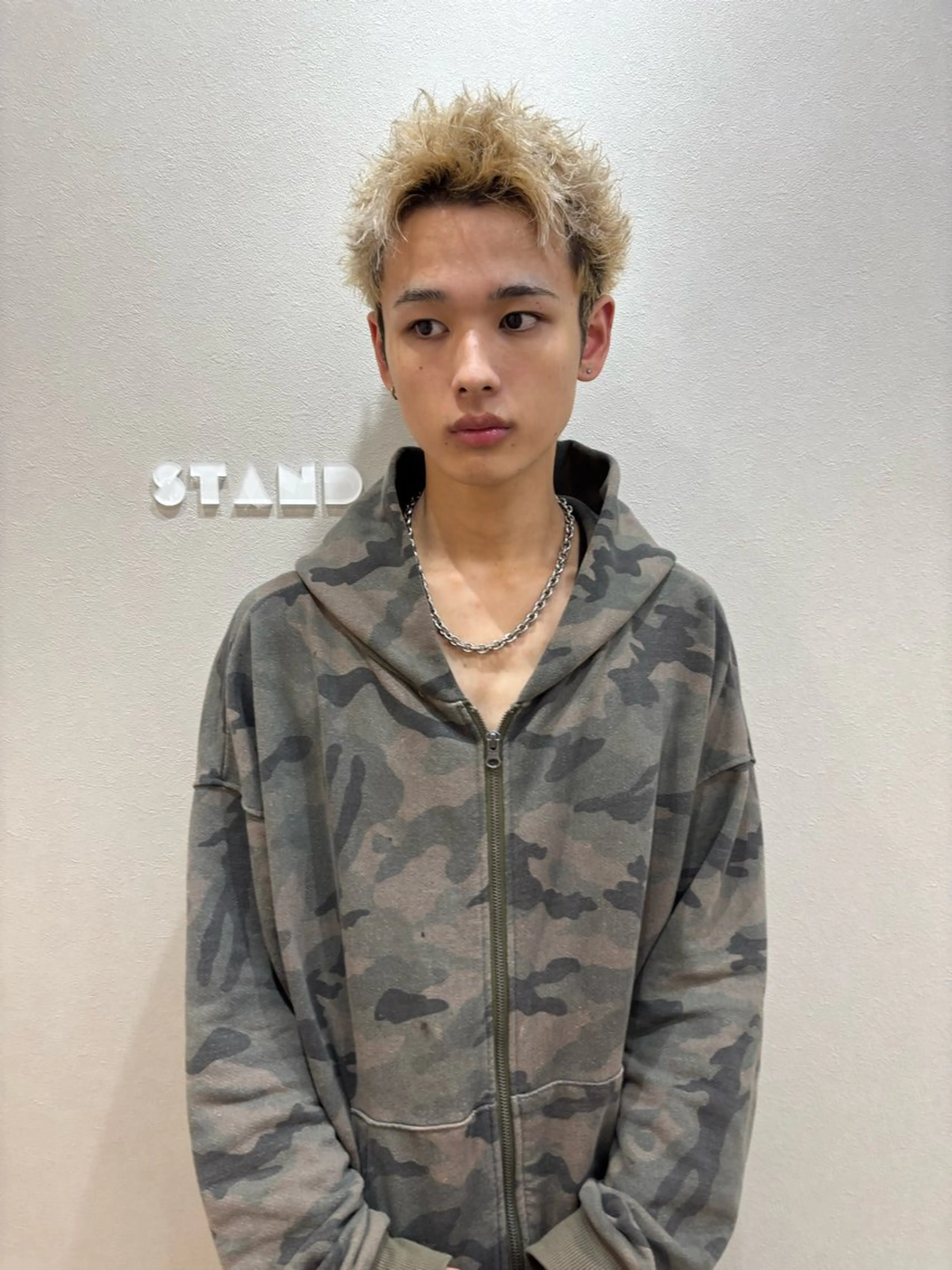 ショート メンズ ヘアカラー トリートメント 古賀 光のヘアスタイル