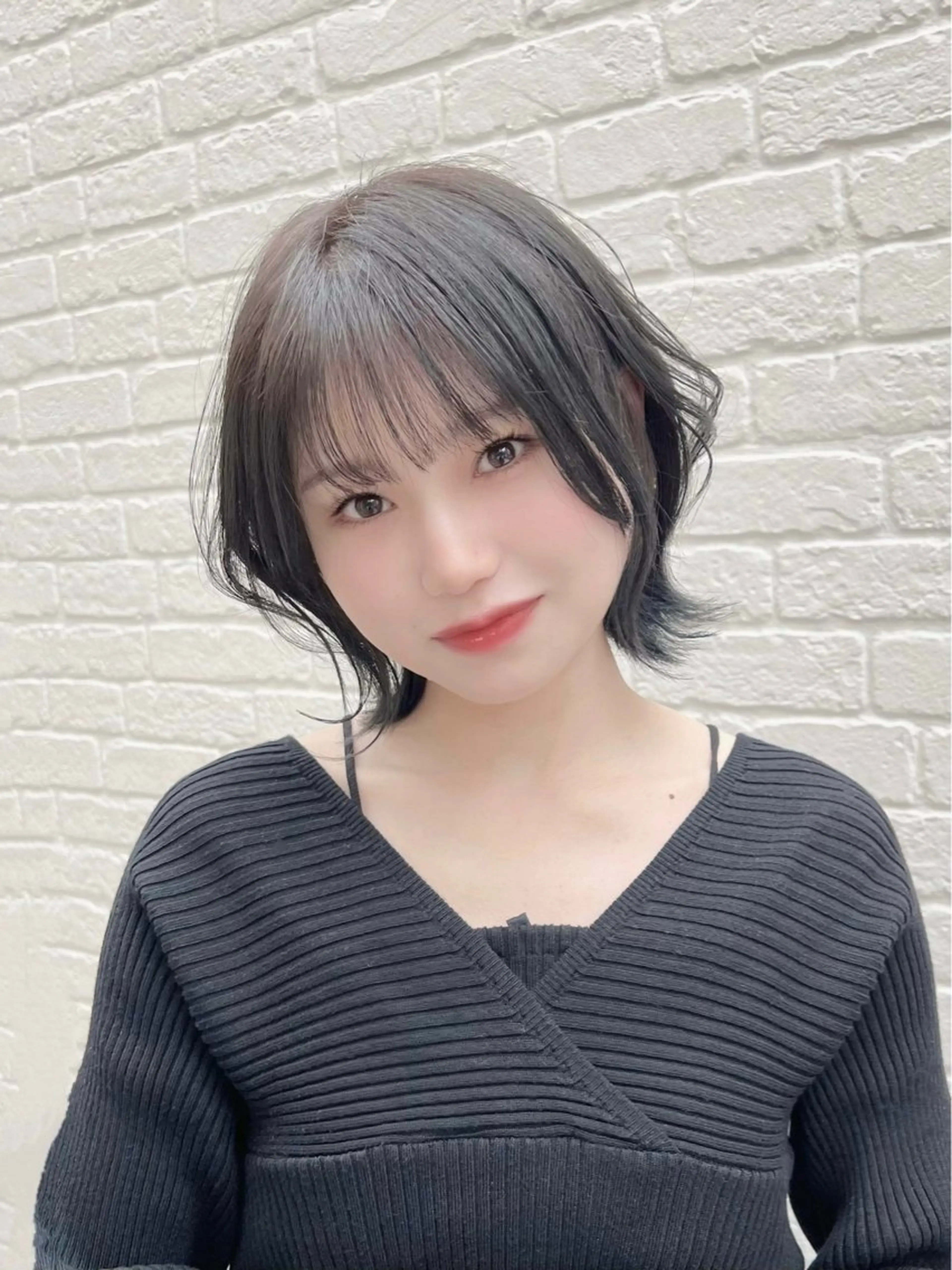 ミディアム カラー Say.石川葵 ショートボブ前髪のヘアスタイル