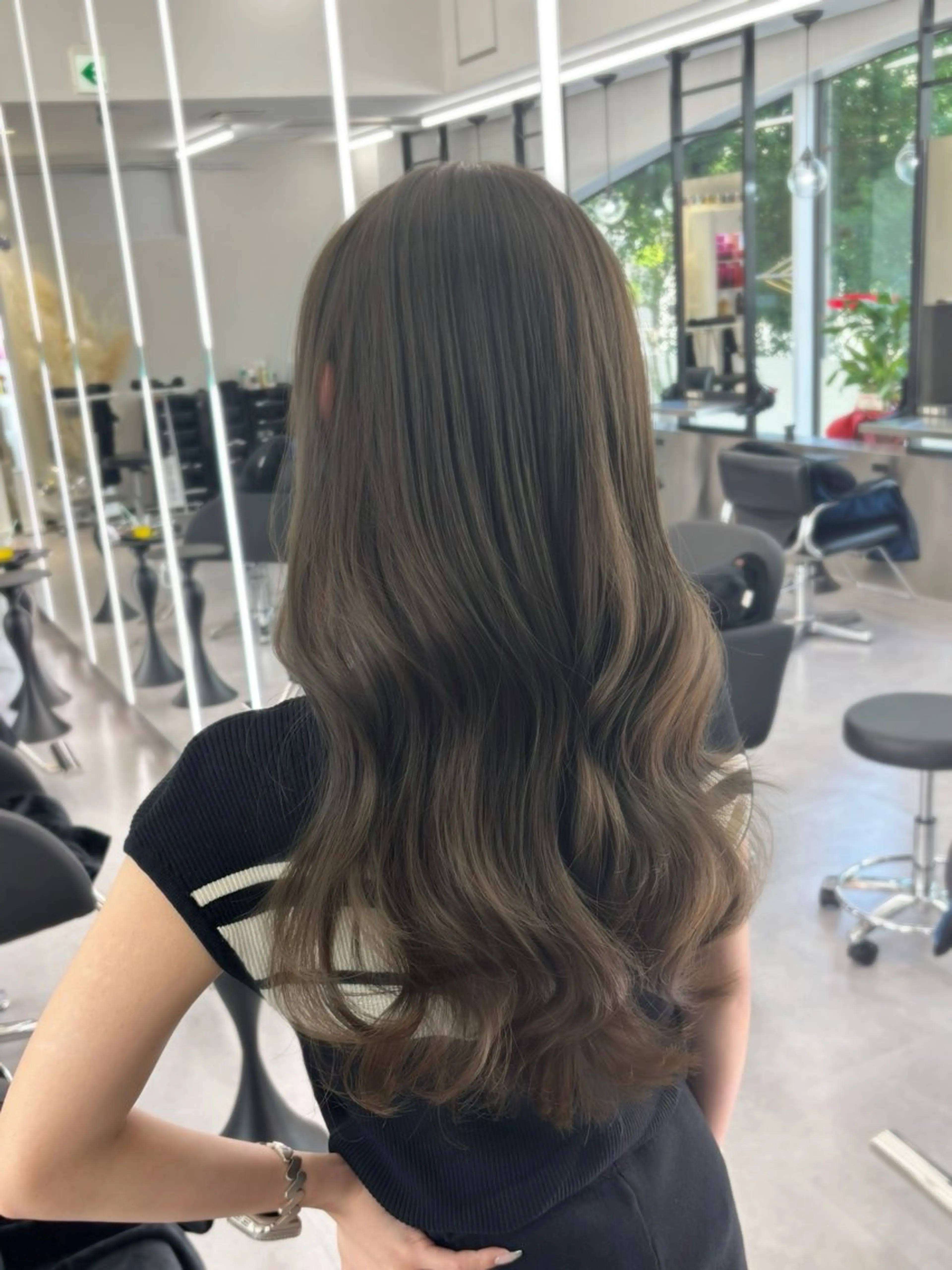ロング カラー ブリーチなしレイヤー 髪質改善/韓国ヘアのヘアスタイル