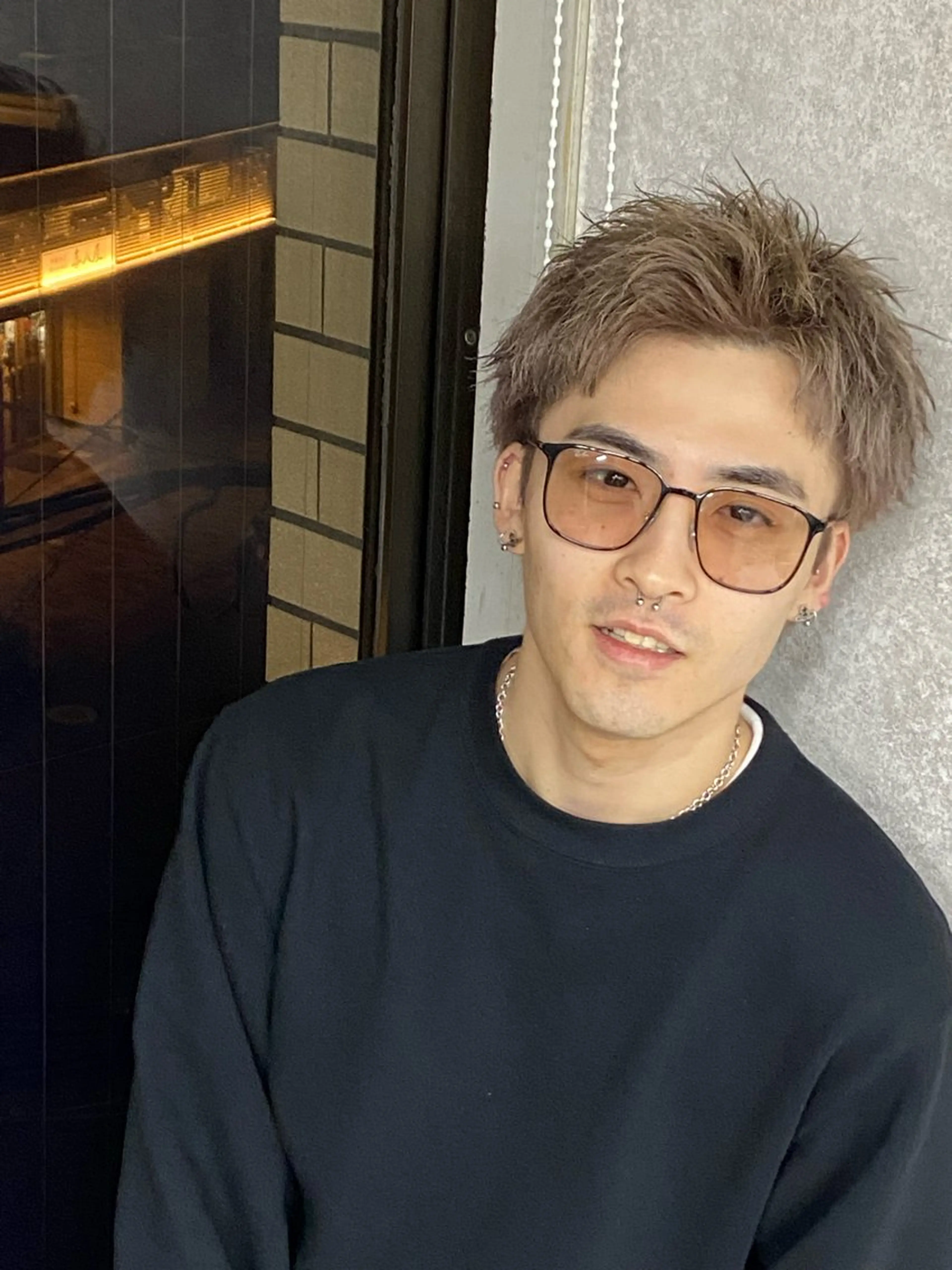 ショート カラー メンズ メンズハイトーン スパイキーショート ハイトーンカラー ショートヘア 【メンズ専門】中本 翔大のヘアスタイル
