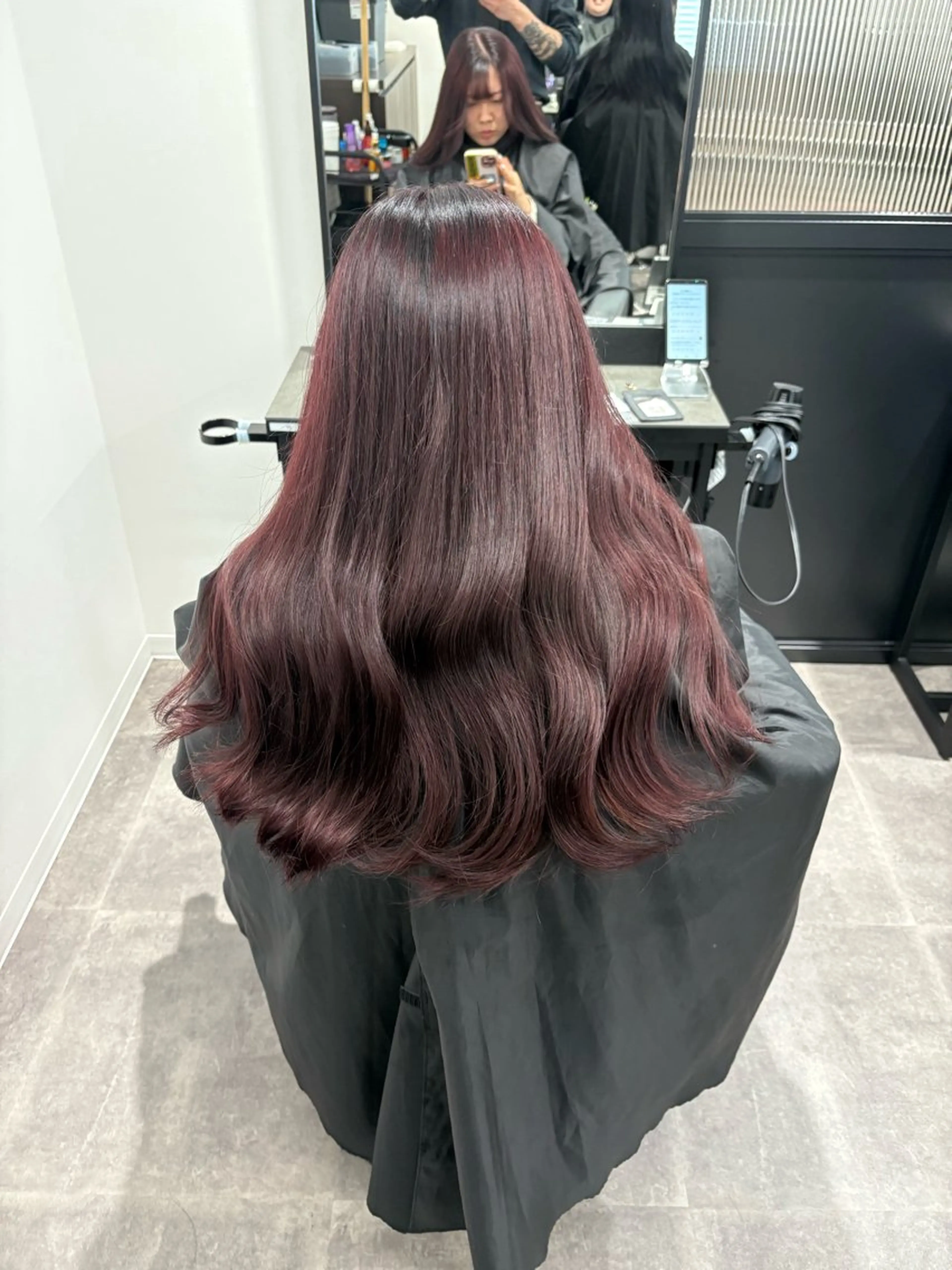 ロング カラー ヘアカラー トリートメント 韓国ヘア暗髪 ダブルカラーメンズ可のヘアスタイル