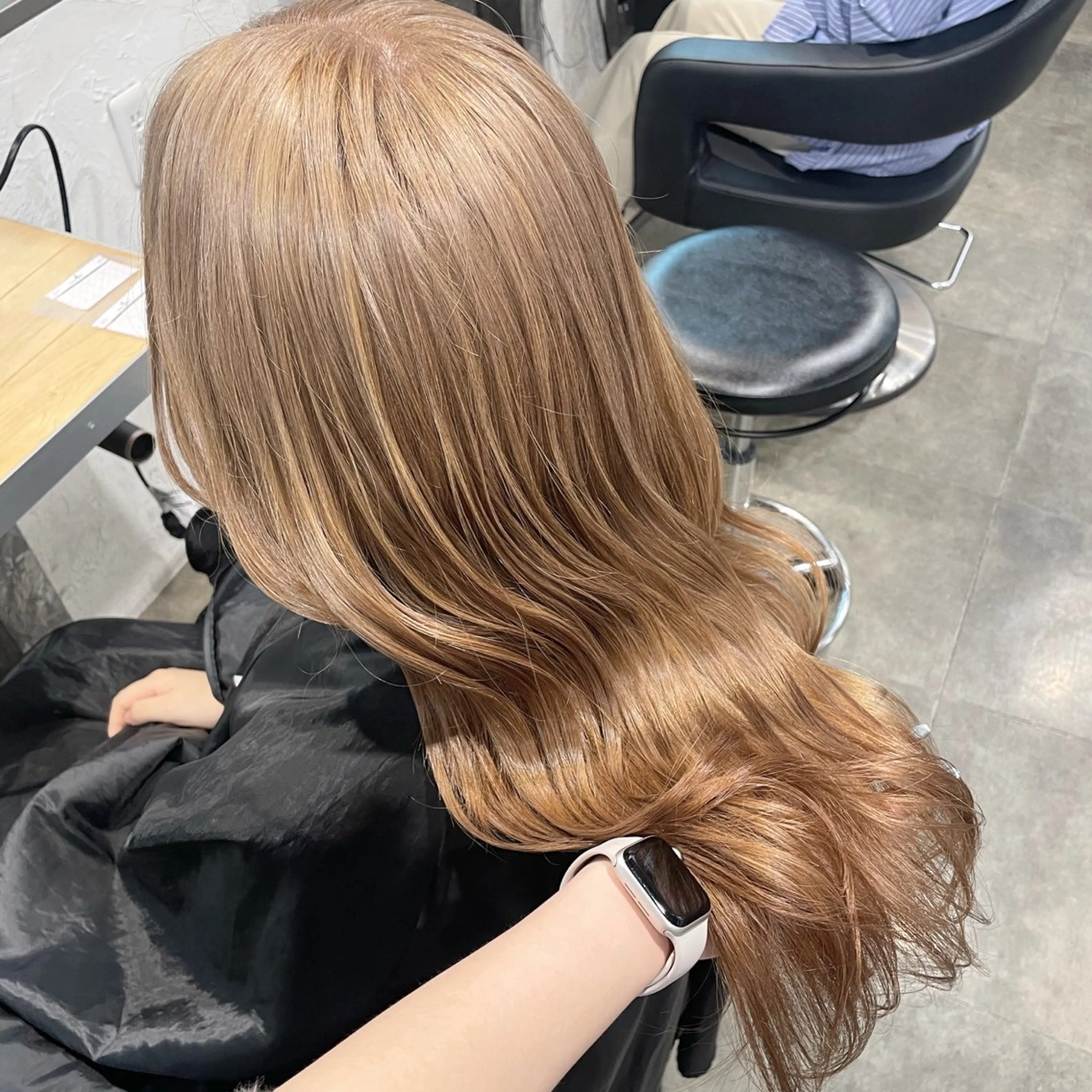 ロング ヘアカラー ハイトーンブロンド 横浜💞ミオのヘアスタイル