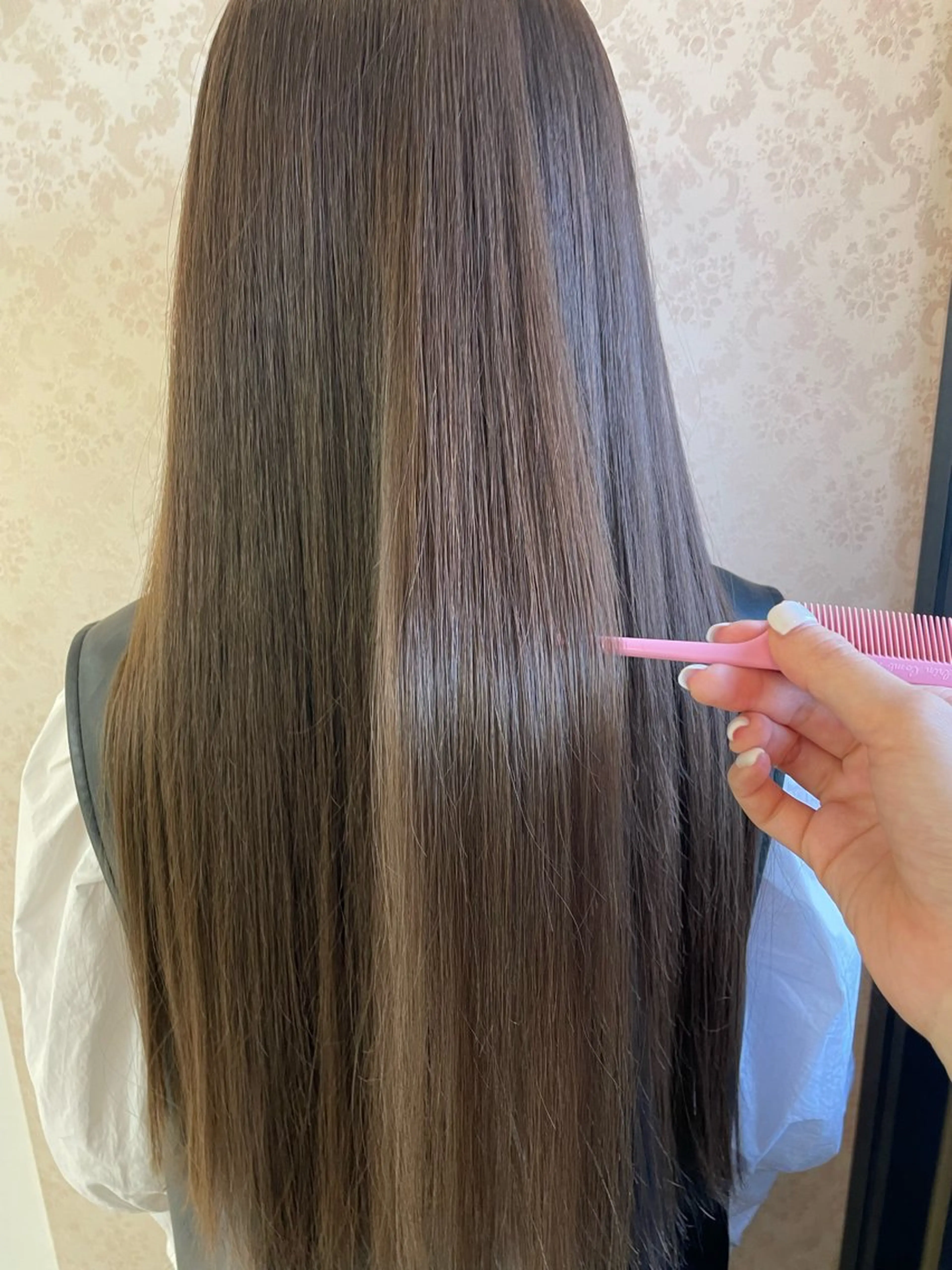 ロング ヒヨシ ルナのヘアスタイル