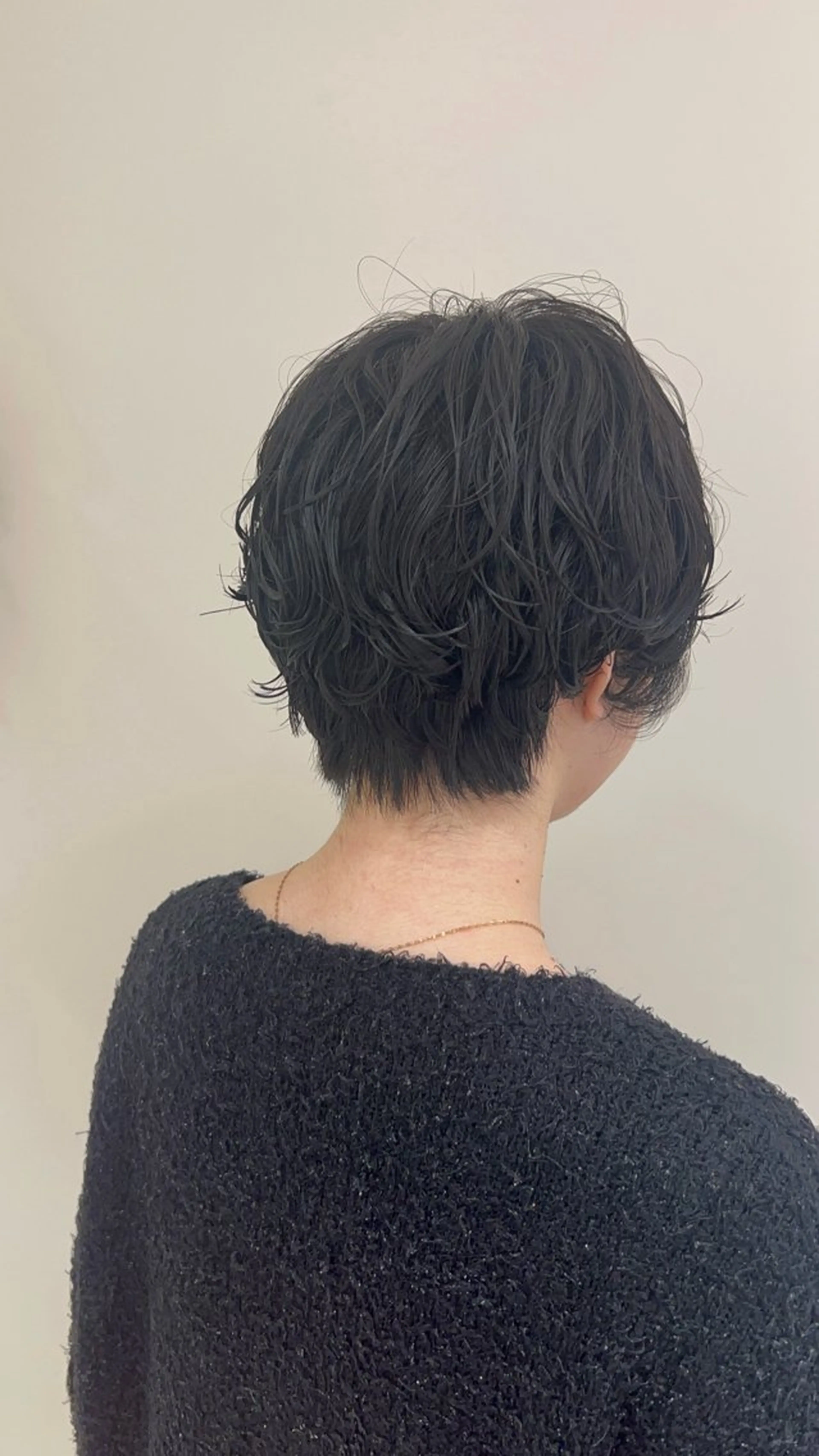 ショート パーマ 顔まわりカット🥀 原ちひろのヘアスタイル