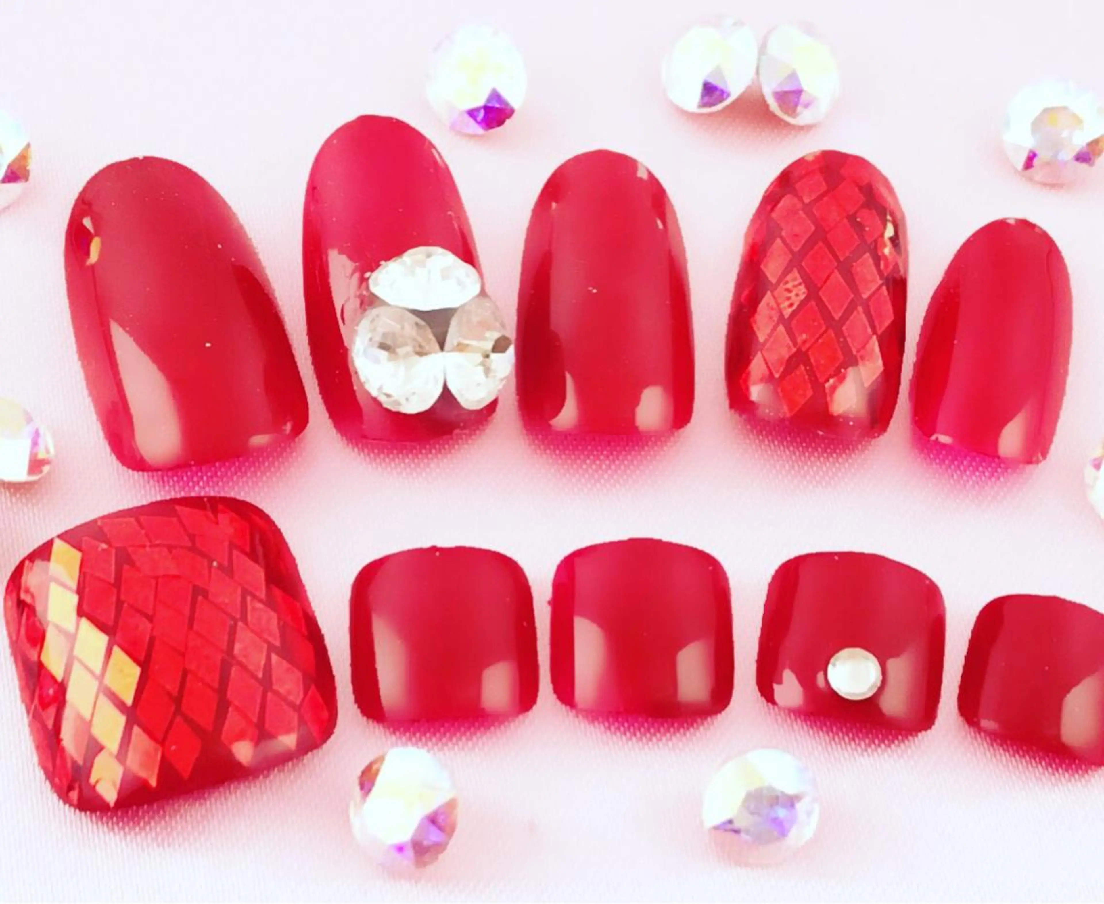 ミディアム カラー パーマ ヘアアレンジ メンズ キッズ ネイル マツエク・マツパ 学生（メンズ向け） 付け放題 学生 アートネイル フットネイル NAILSGOGO shibuyaのネイルデザイン