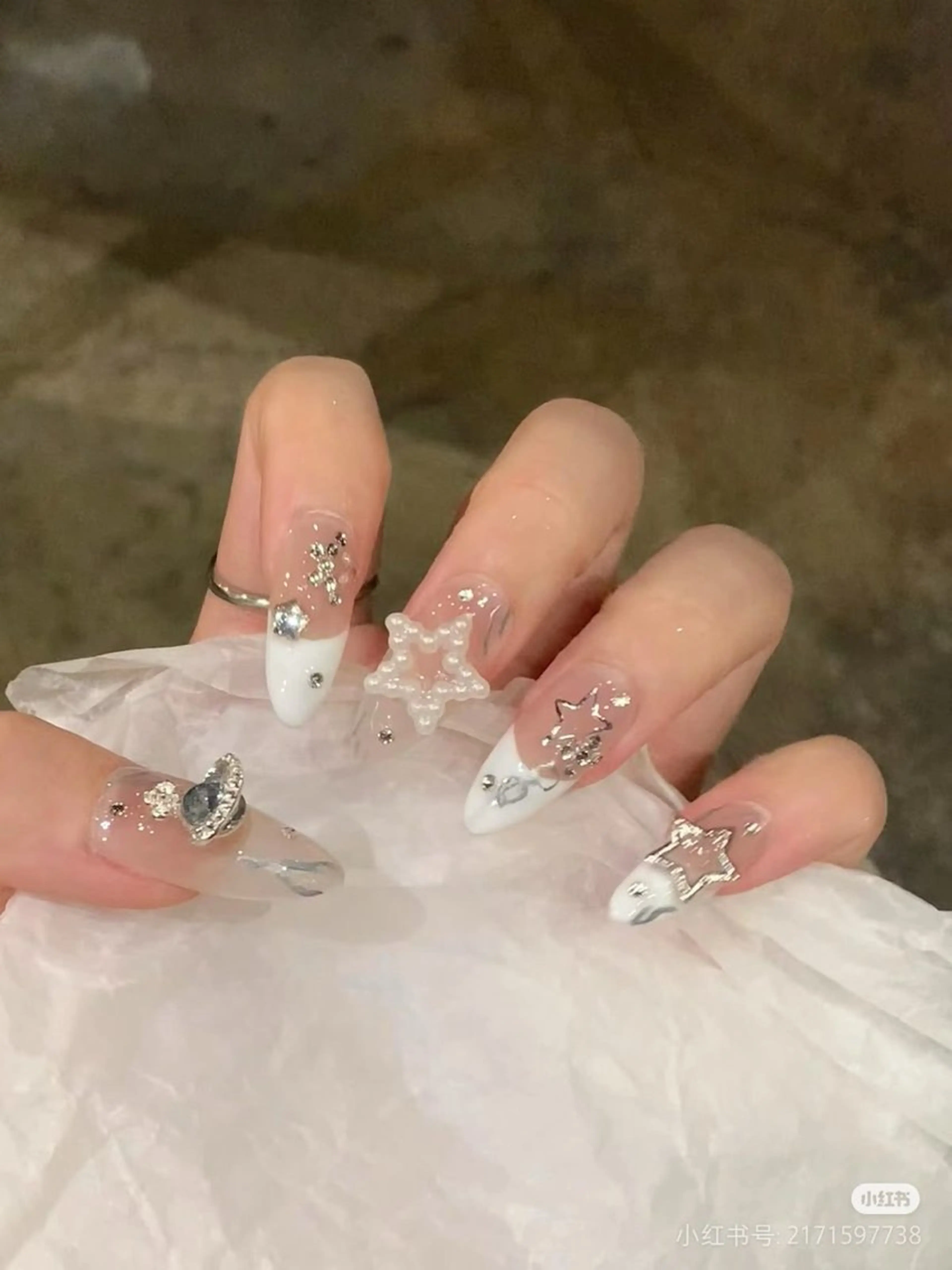 ネイル 佐藤 ゆみのネイルデザイン