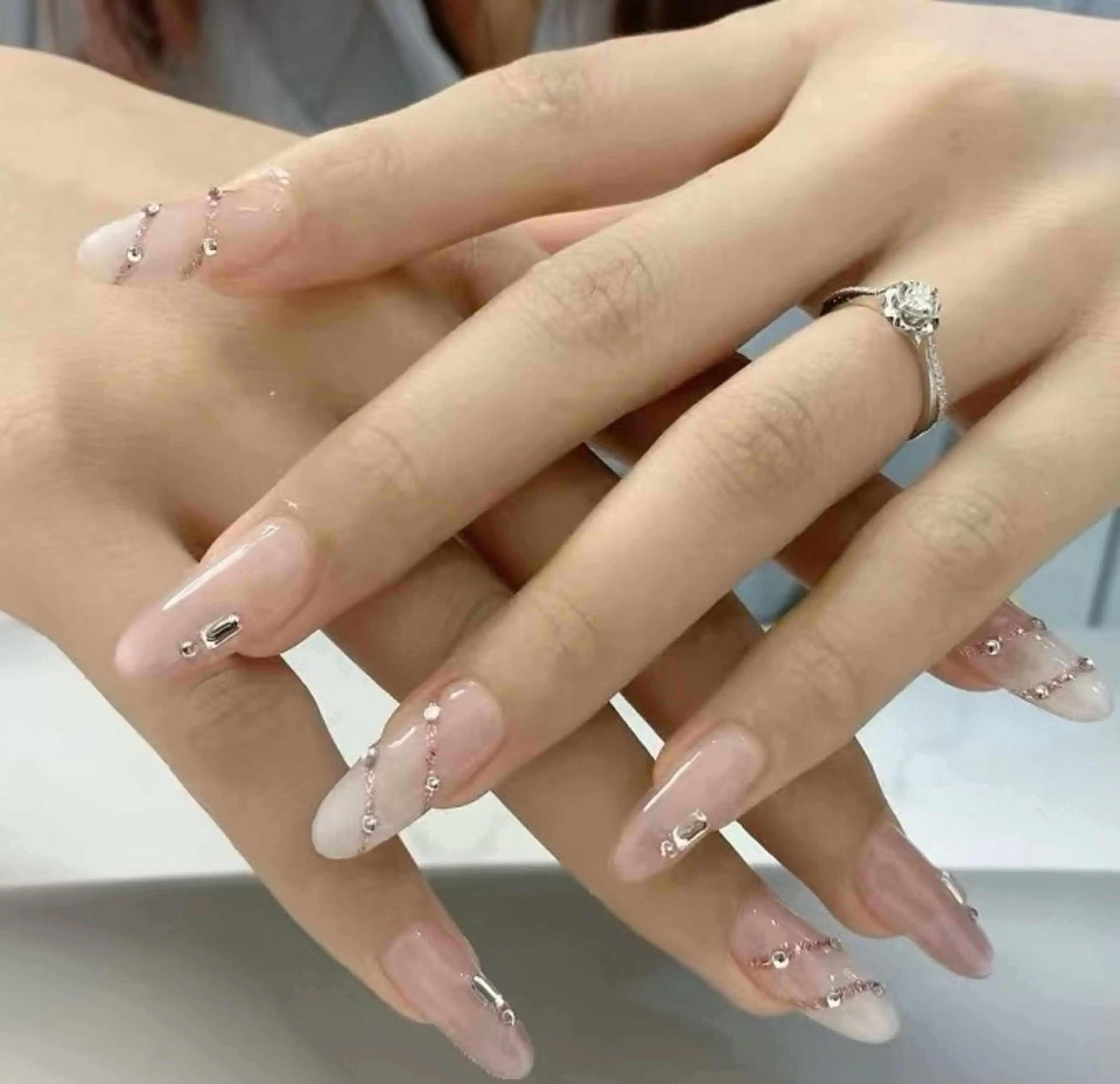 ネイル 高木 維麗絲のネイルデザイン