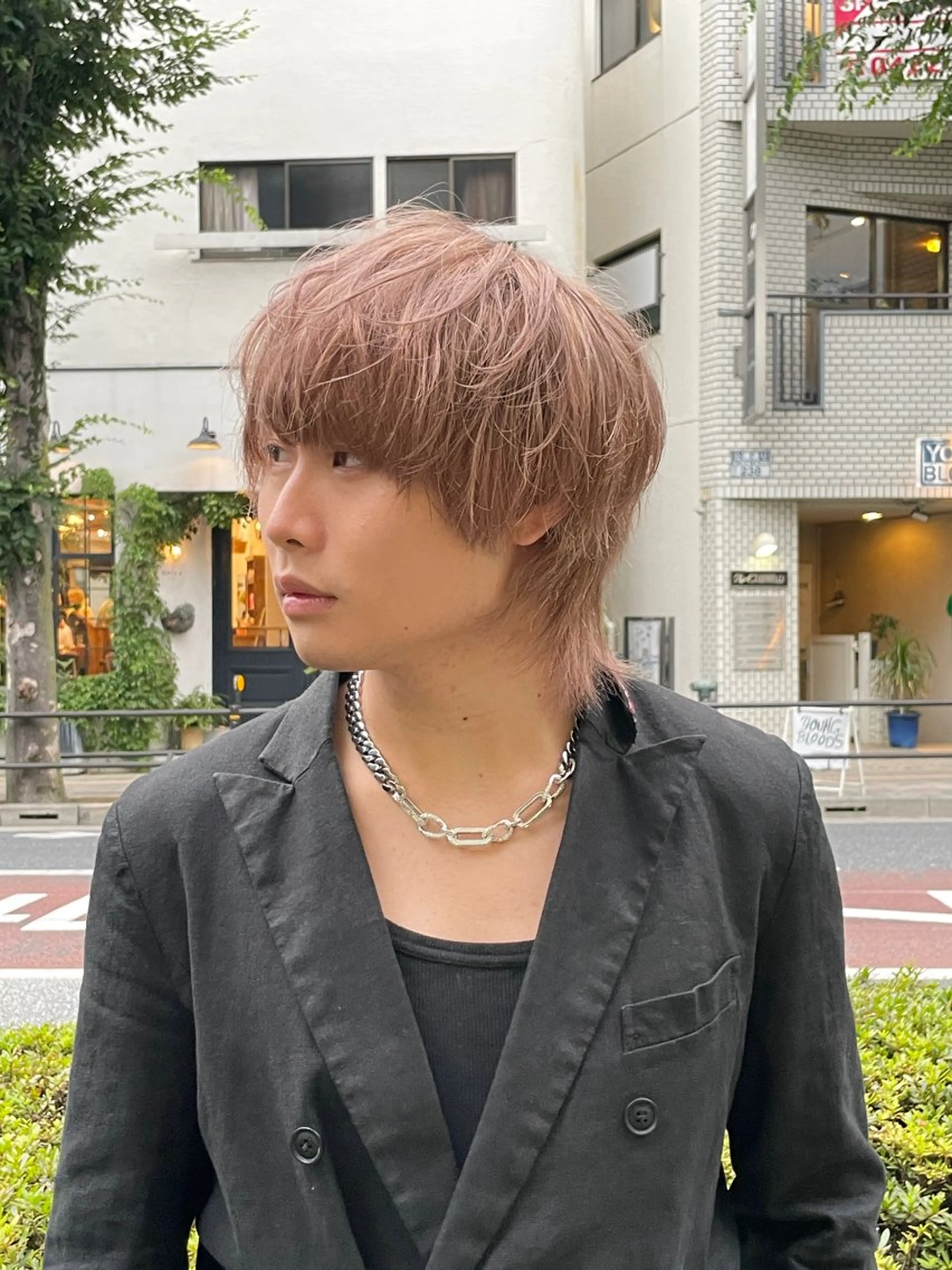 カラー メンズ ウルフ/センタ- パート【ナナミ】のヘアスタイル