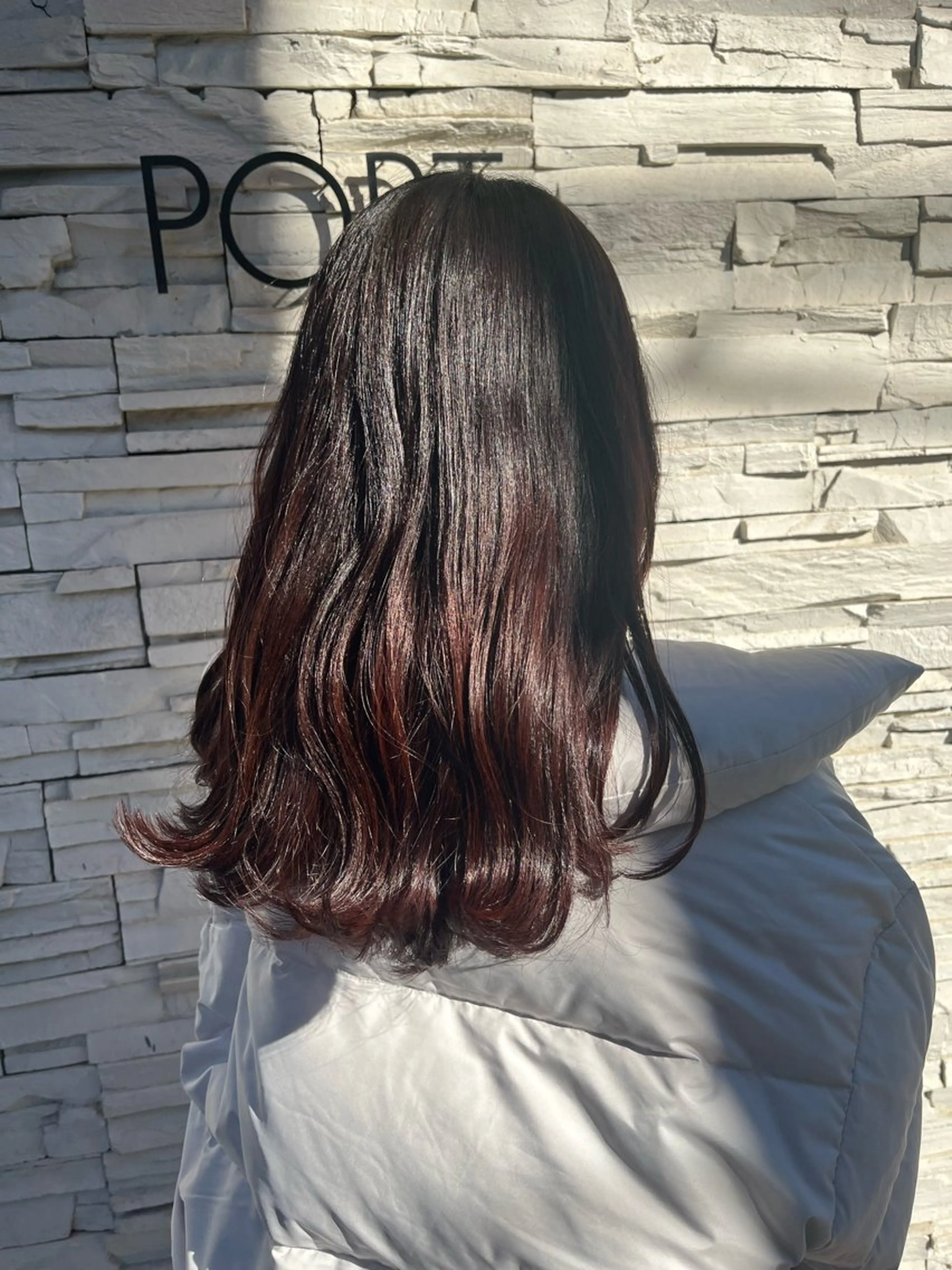 セミロング カラー レッドカラー ヘアカラー たかしま あさひのヘアスタイル