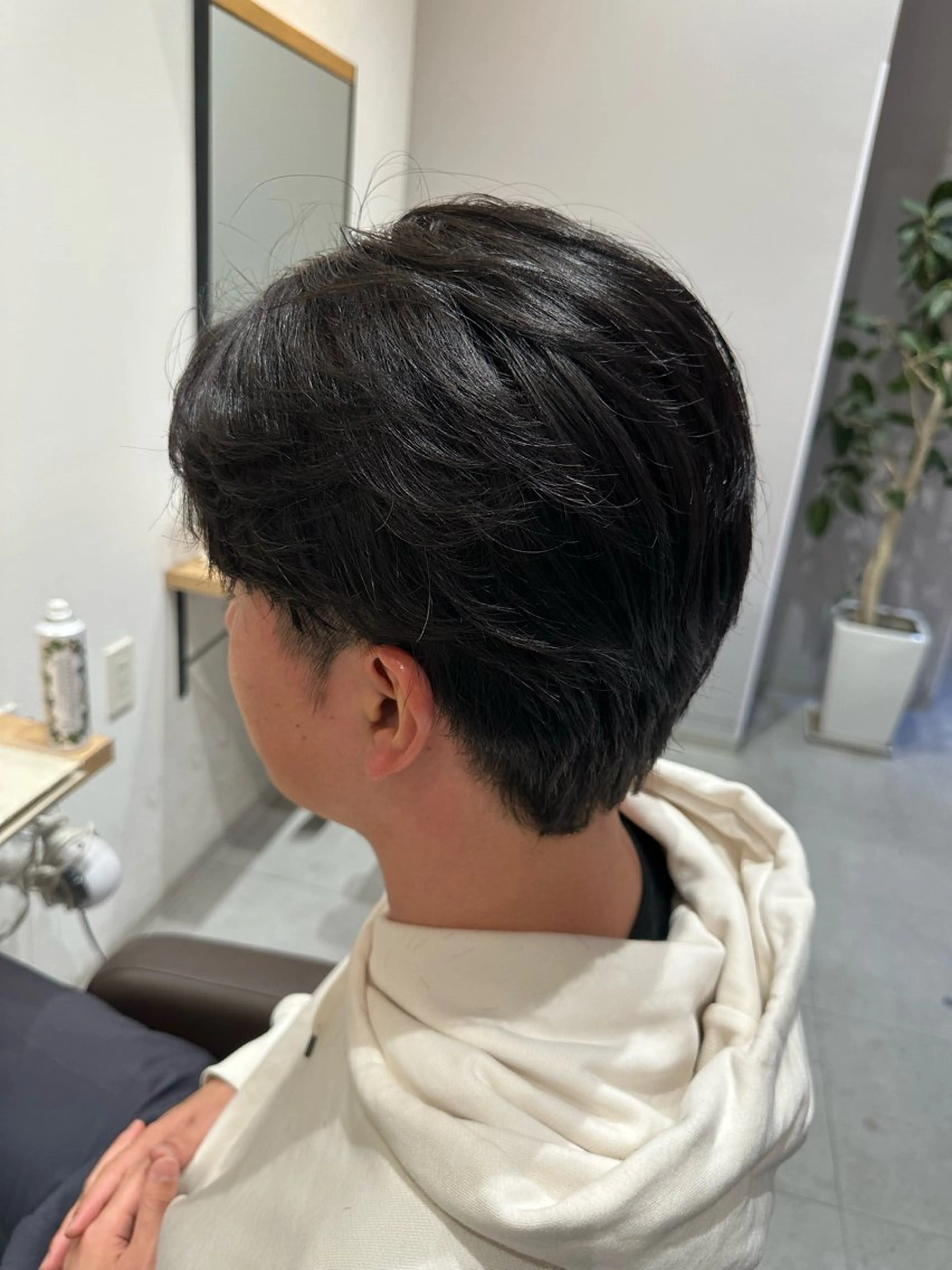 ショート パーマ ヘアアレンジ メンズ キッズ メンズバレイヤージュ メンズハイライト メンズパーマ 波巻きパーマ ハイライト カット Chere rosso 金剛店所属・メンズカット/パーマ 指名率1位北野豊彦のヘアスタイル