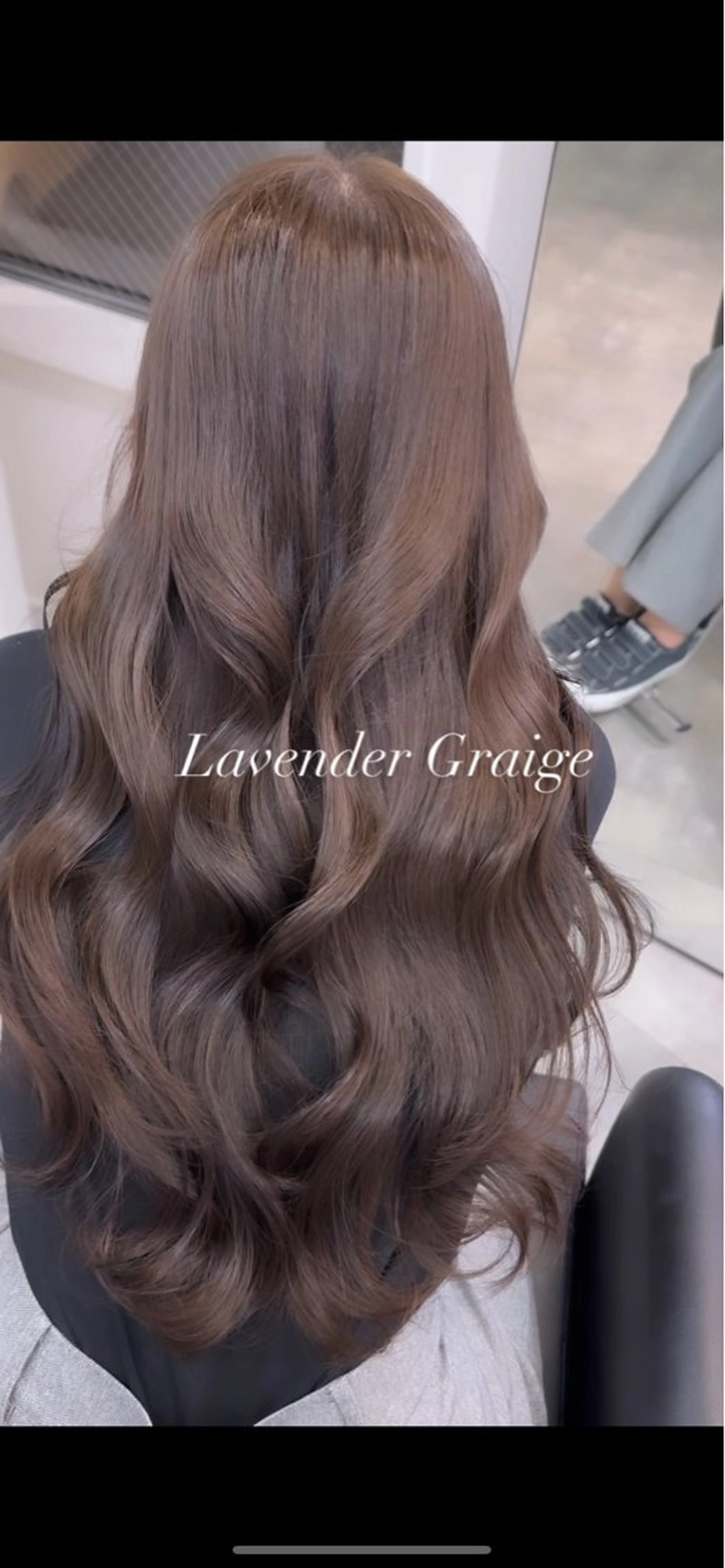 ロング 𝑦𝑢𝑟𝑖𝑎 MIRAのヘアスタイル
