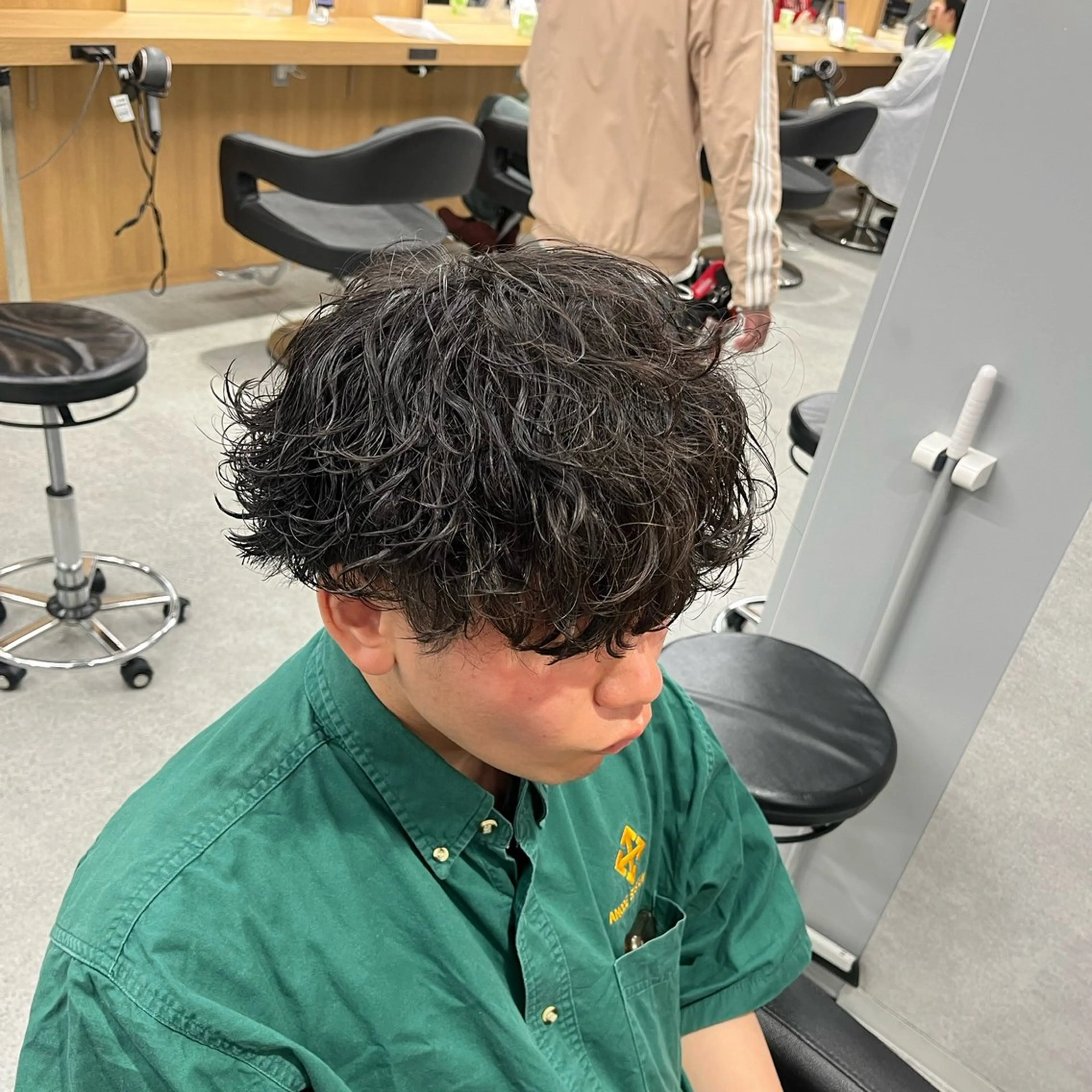 ショート カラー パーマ メンズ 波巻きパーマ カット パーマ トリートメント ヘアセット 🔥スパイキー 特化🔥菊水皐暉🔥のヘアスタイル