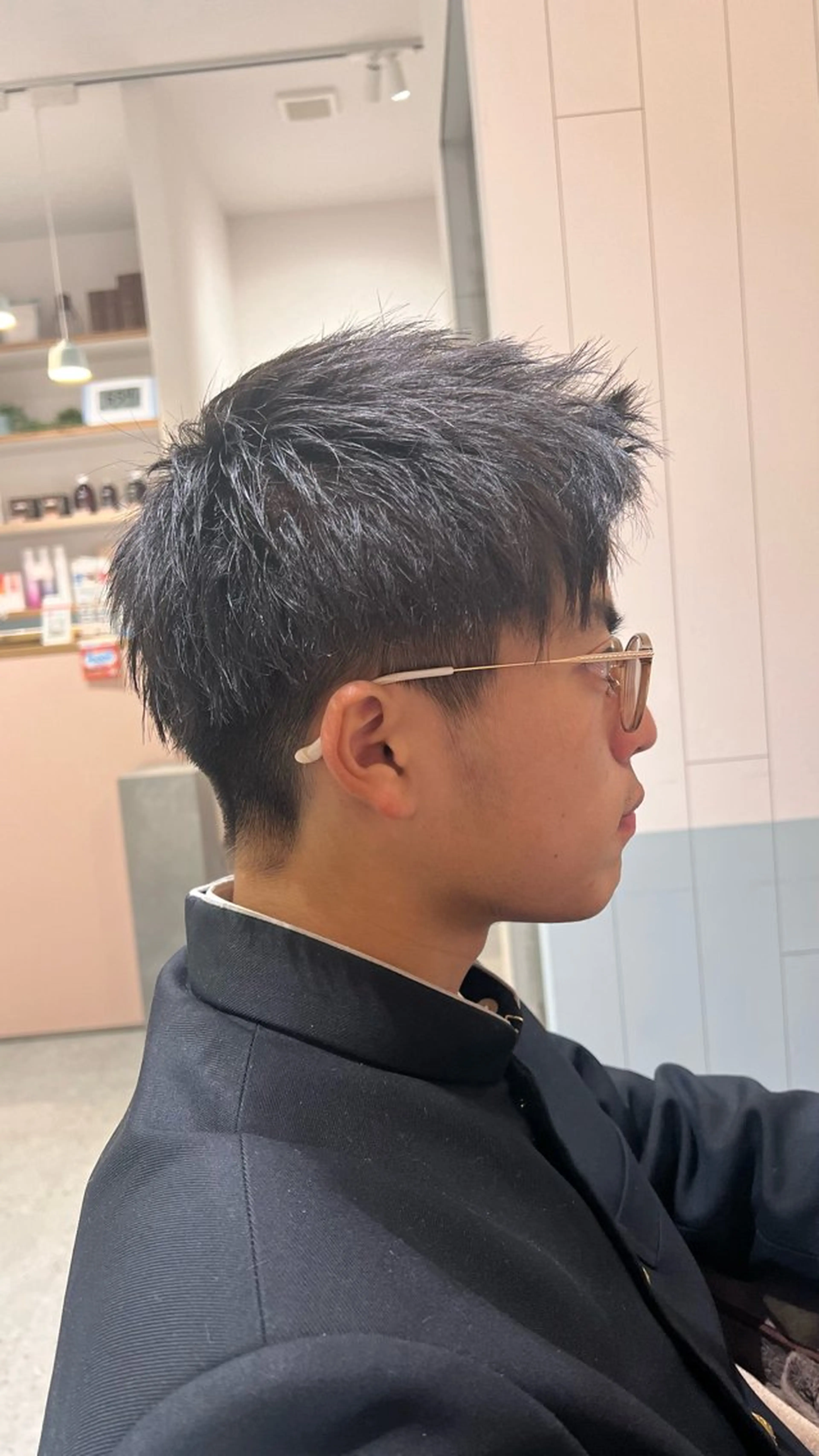 ショート メンズ アップバング メンズショート ショートヘア カット サラツヤ美髪矯正✨️ 平木亜美‪のヘアスタイル