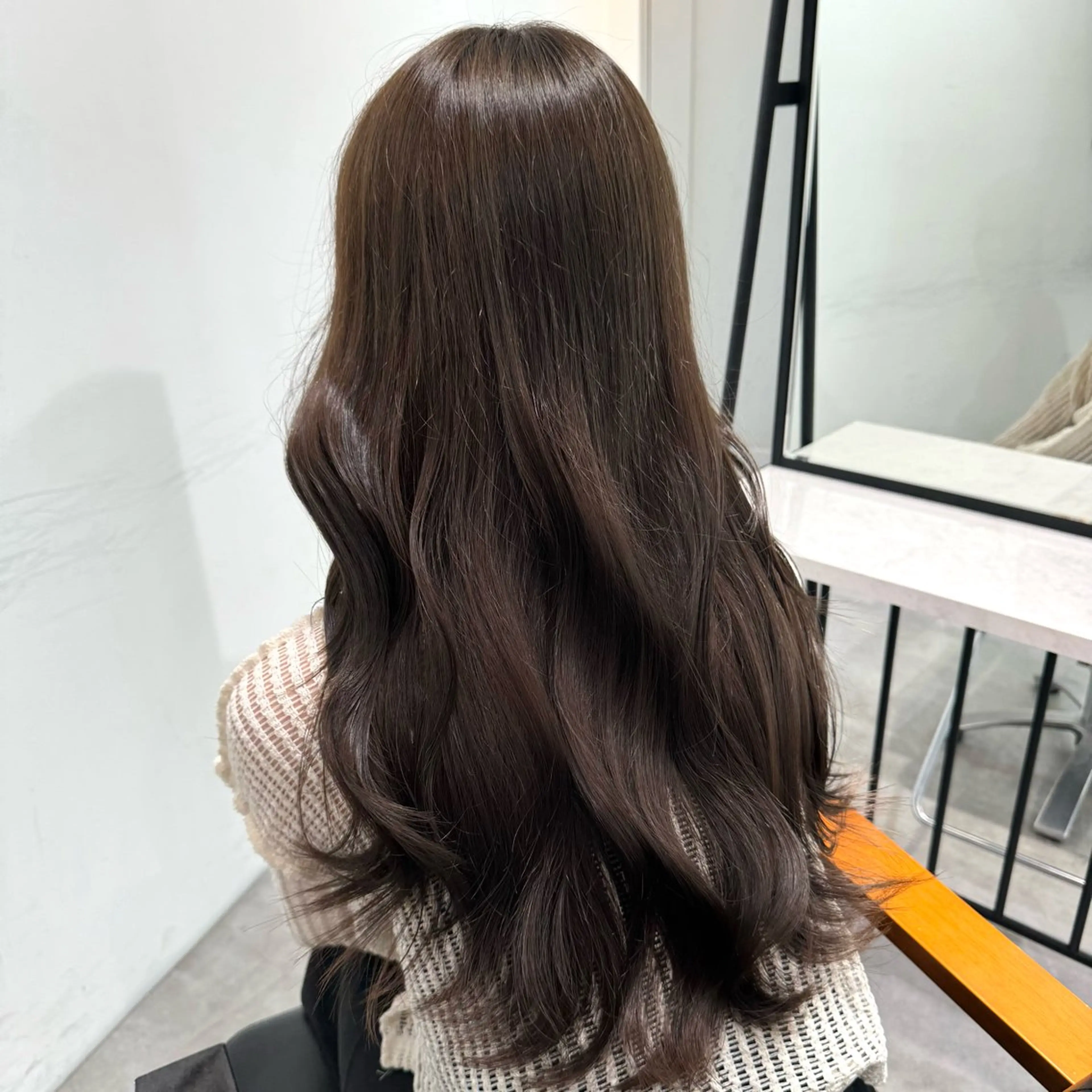 ロング カラー ヘアアレンジ ヘアカラー ブリーチなしカラー /ベージュ/安形翔のヘアスタイル