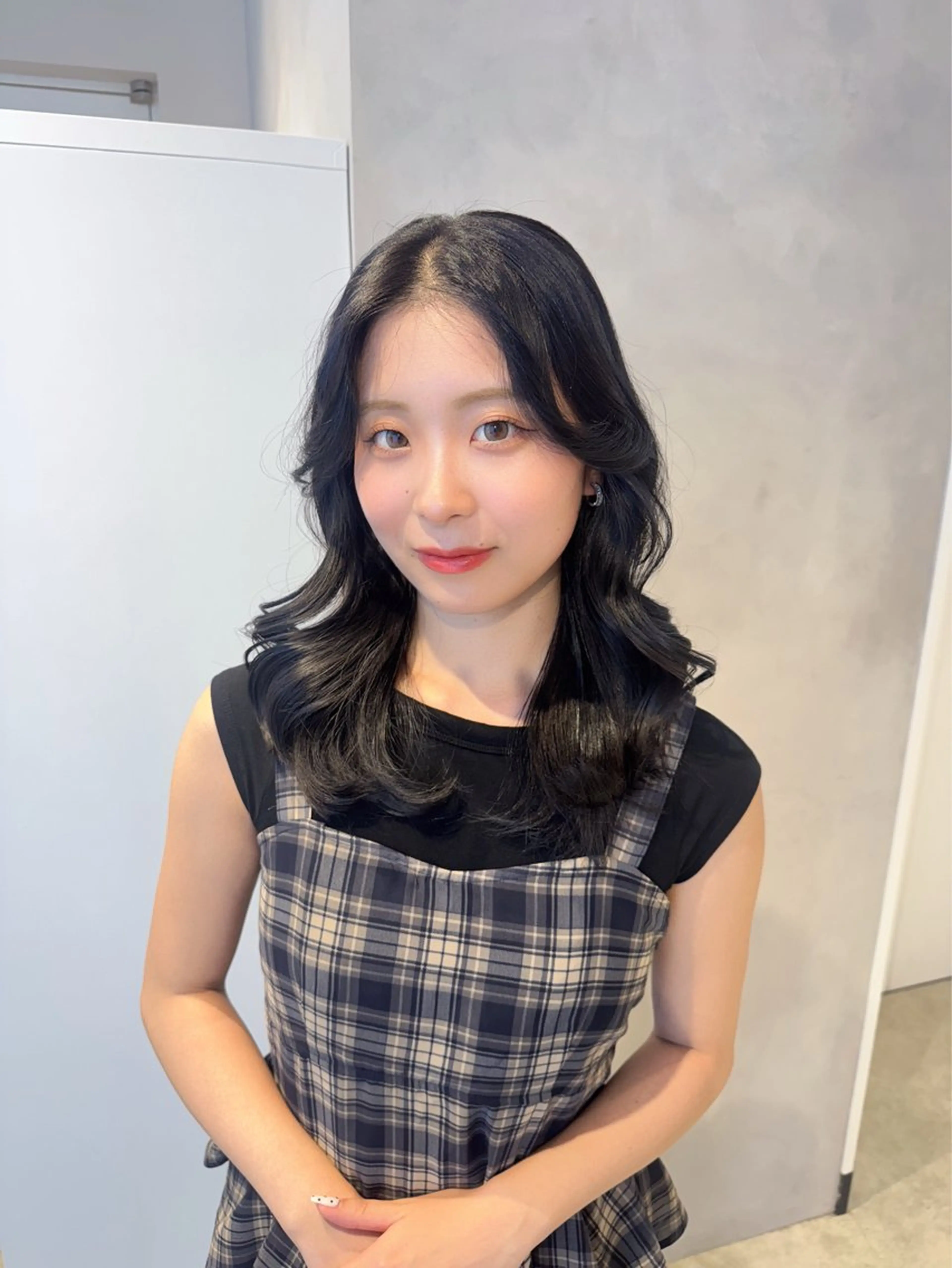 カラー ブリーチ ブルーカラー ブルージュ ブリーチなしカラー カット ヘアカラー トリートメント 透明感カラー✨艶髪 制作🌱山根あゆみのヘアスタイル