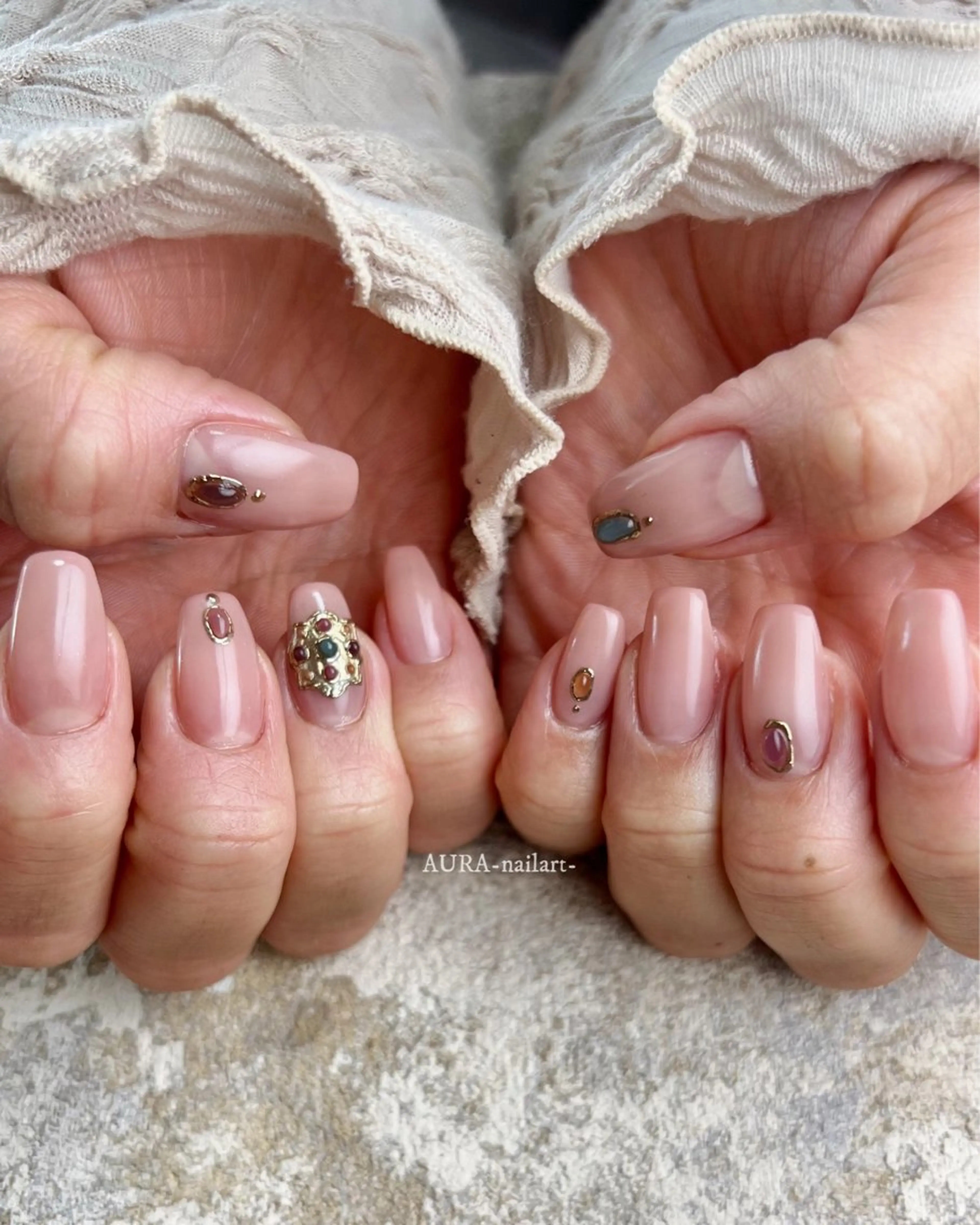 ネイル ハンドネイル フットネイル AURA nailartのネイルデザイン