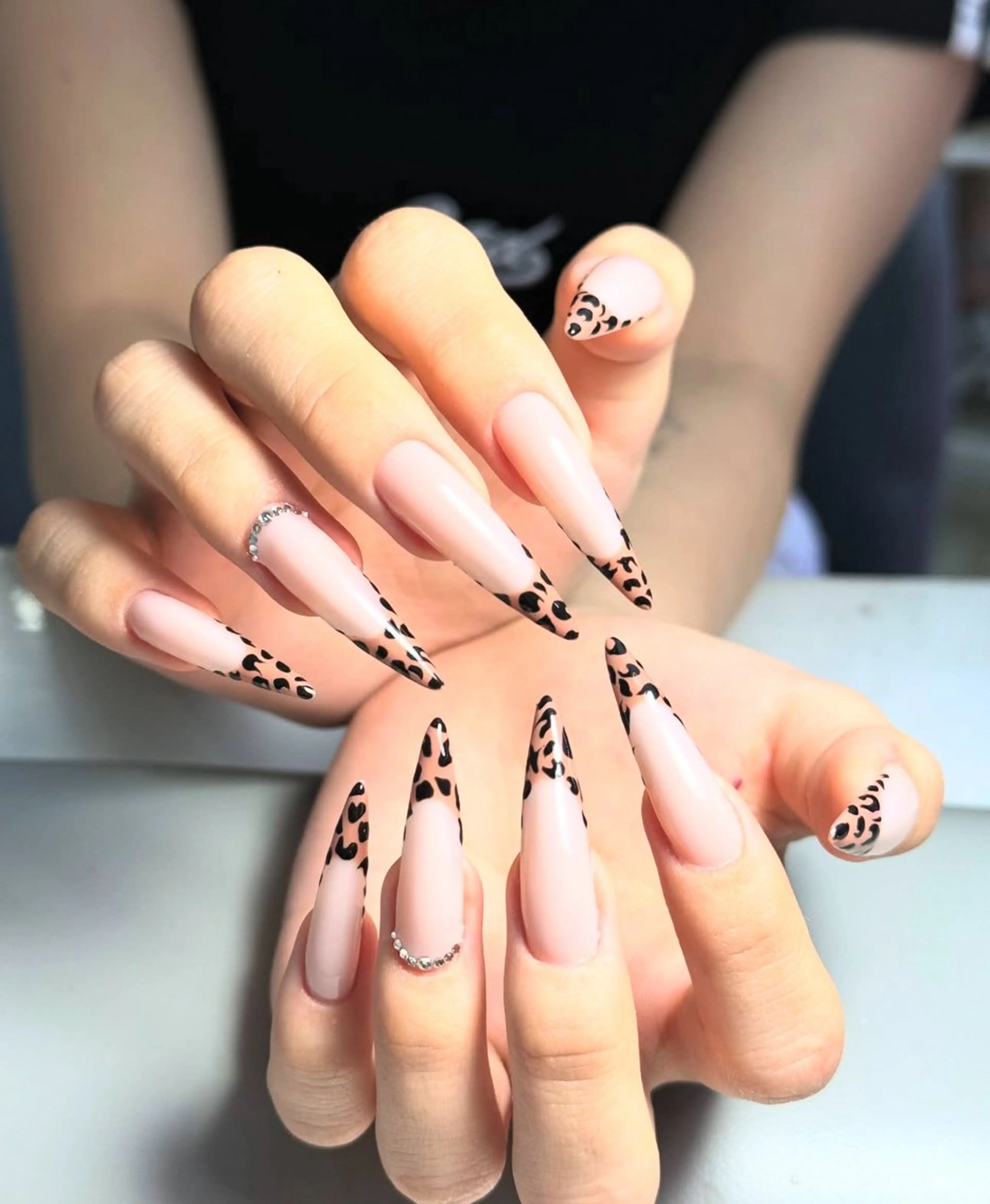 ネイル ジェルネイル 韓国ネイル マグネットネイル ネイルチップ 冬ネイル ハンドネイル Lenie Nailのネイルデザイン
