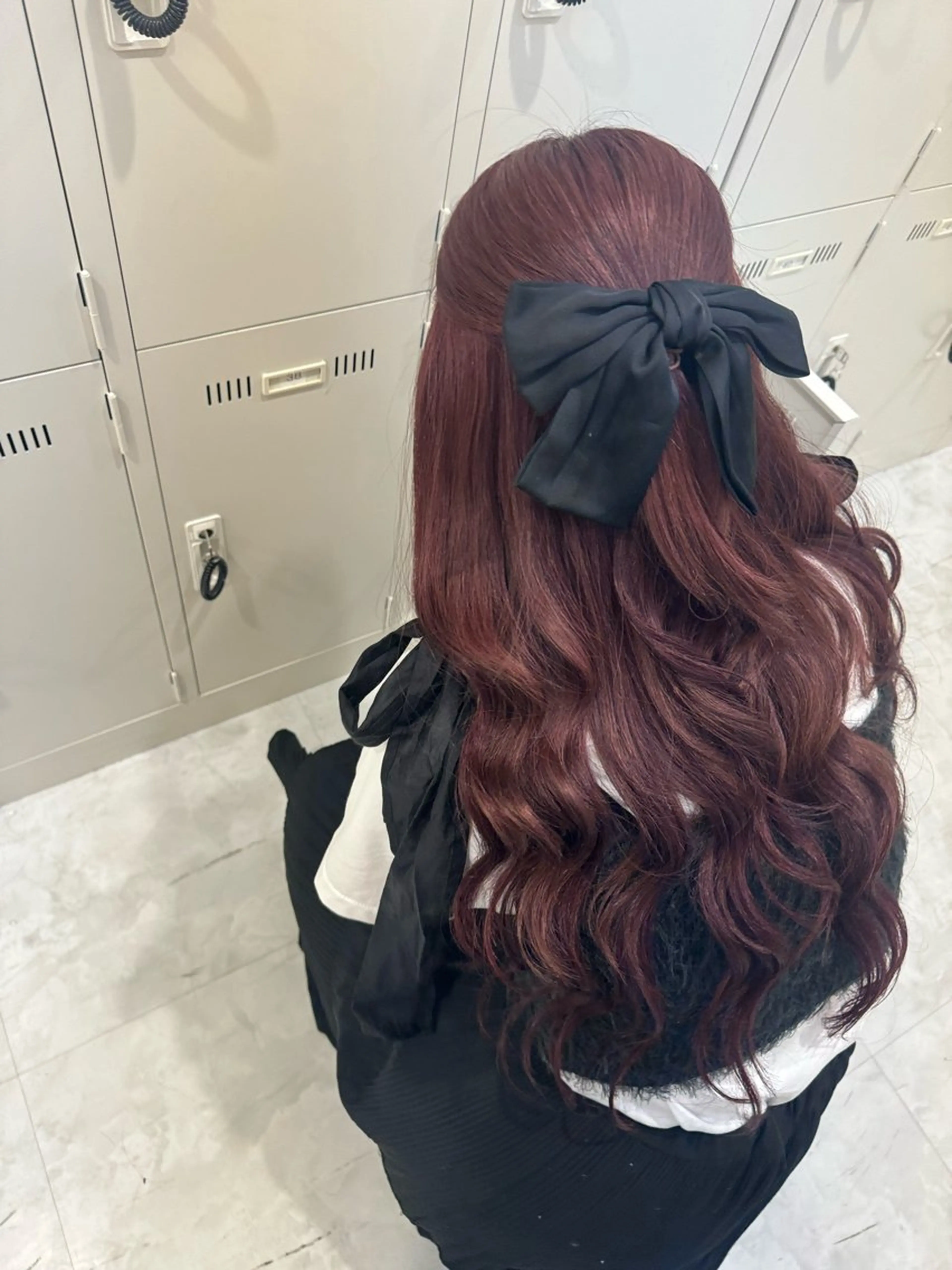 ロング カラー ダメージレスハイ トーン💖kanonのヘアスタイル