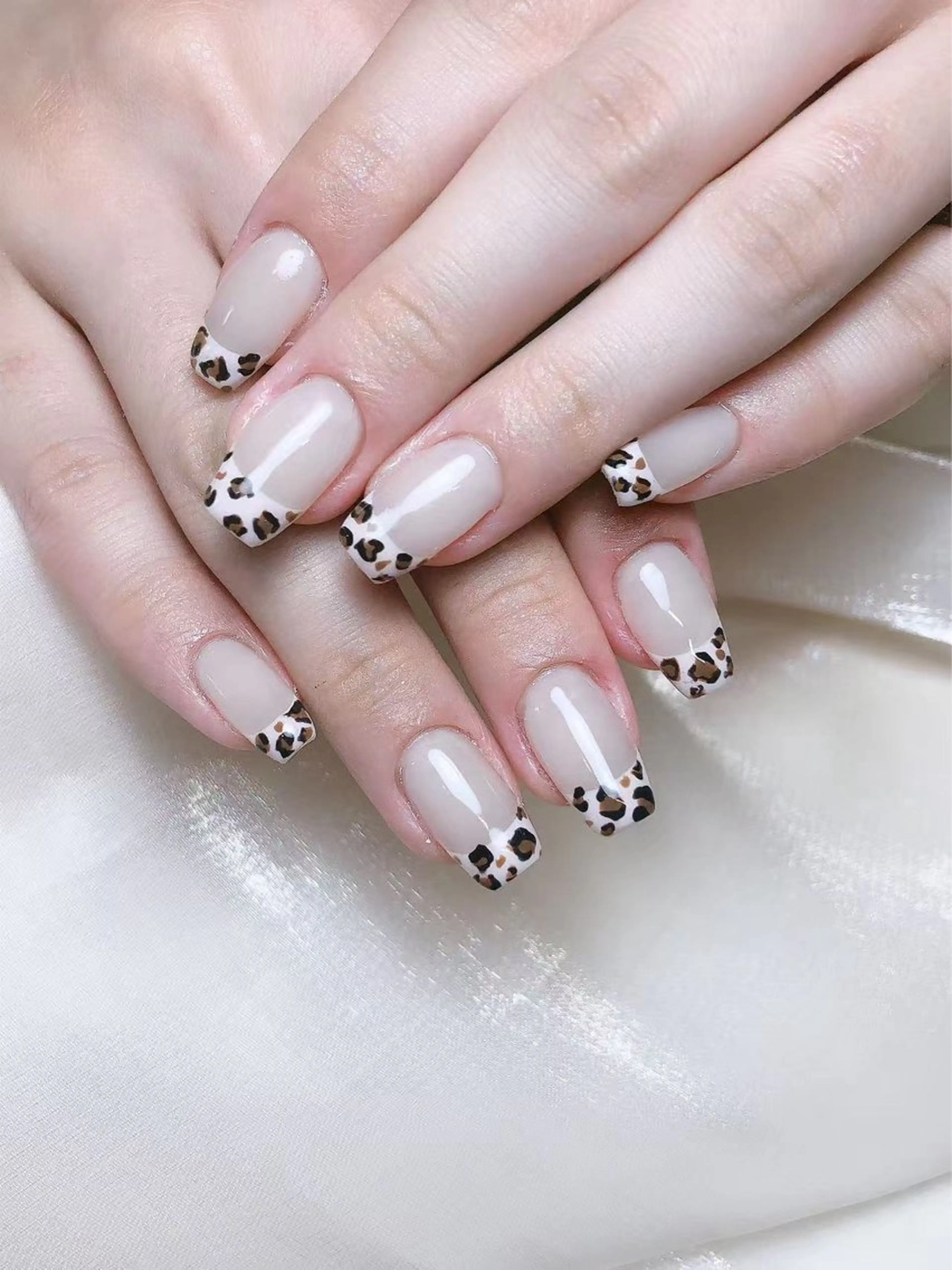 ネイル LR.ONE リナのネイルデザイン