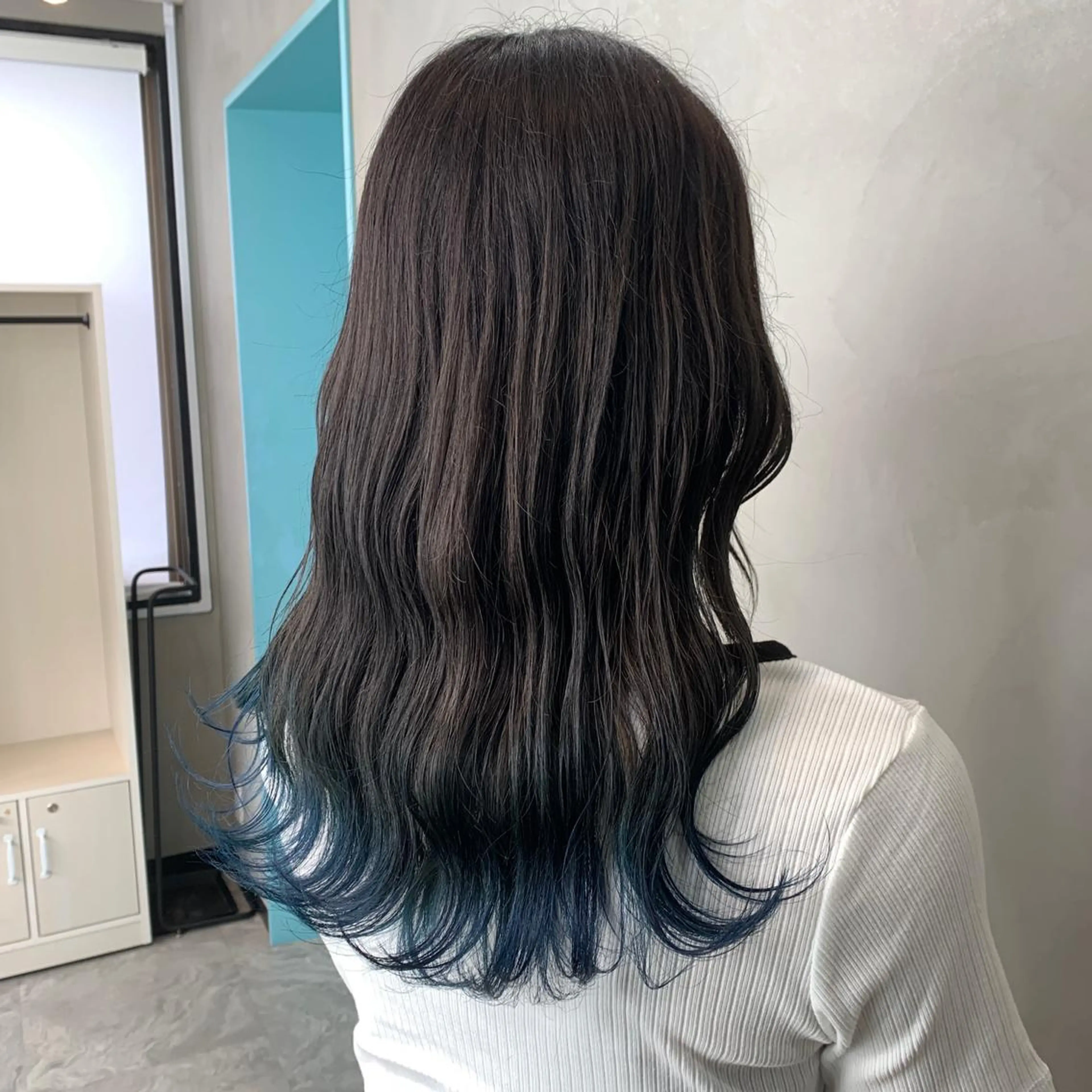 セミロング カラー 透明感カラーが 得意です！NAOKIのヘアスタイル
