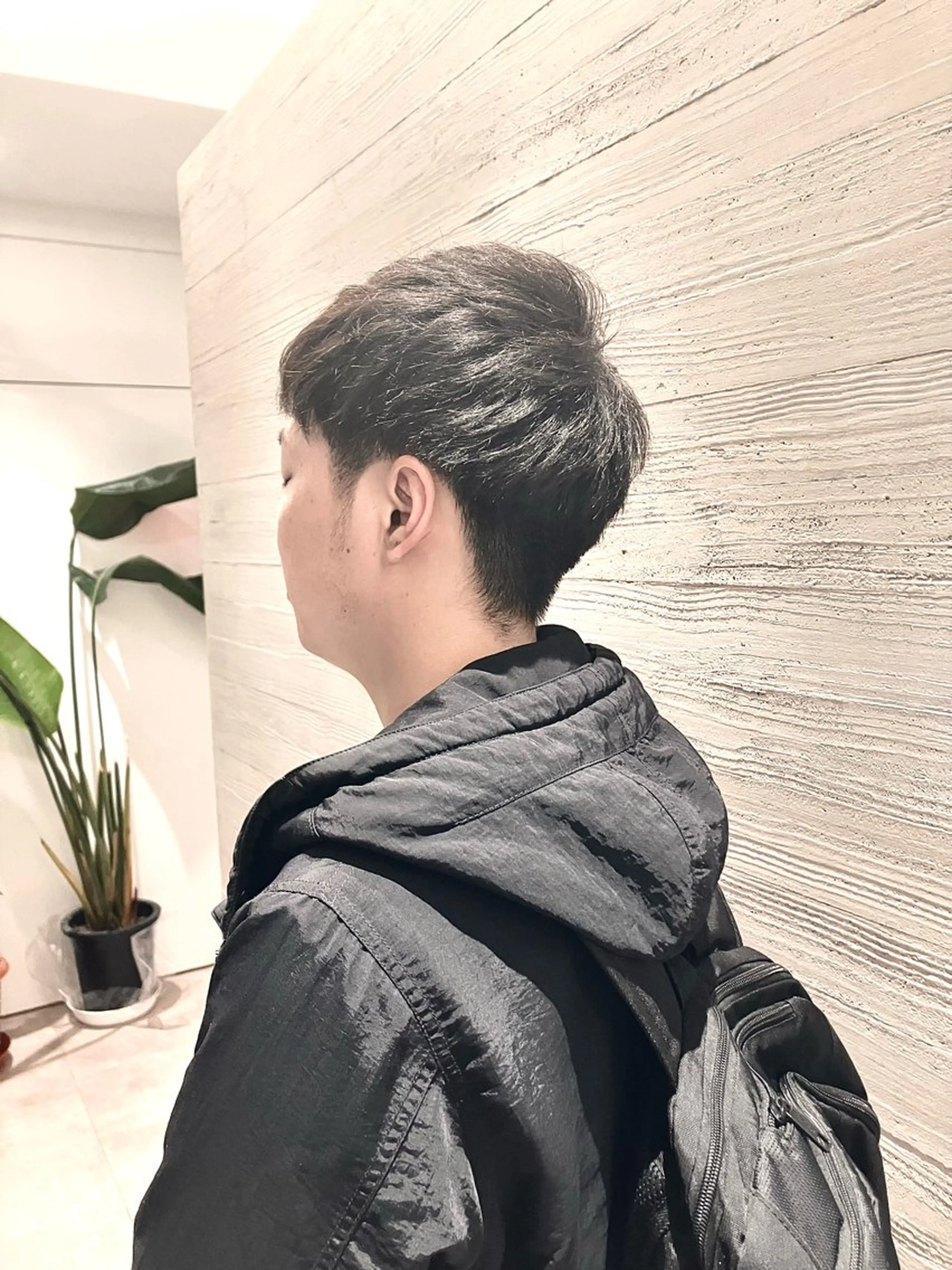 ショート サキ🤍ハイトーン 🩰くびれ巻きヘアのヘアスタイル