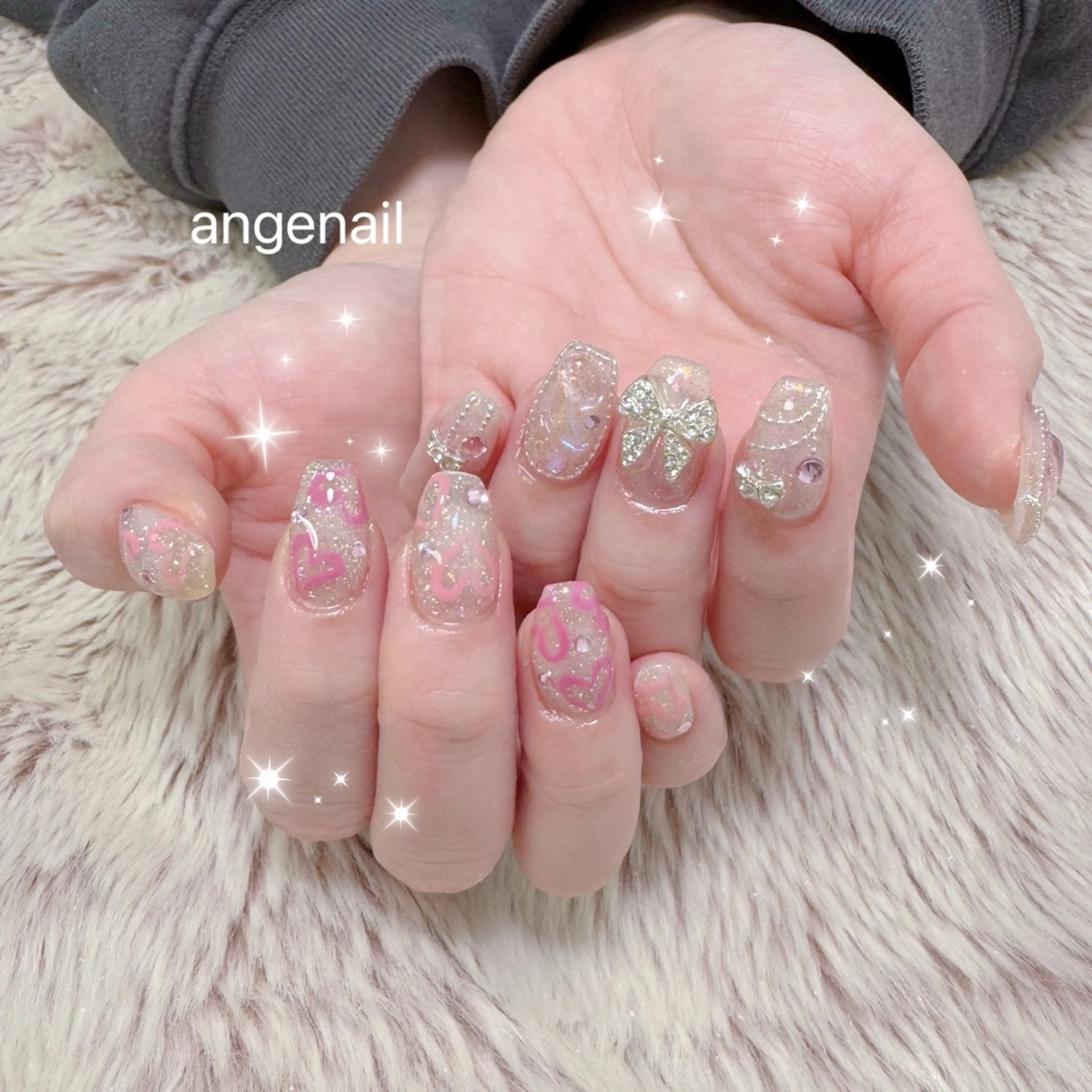 ネイル ハンドネイル オーナーネイリスト MAKIのネイルデザイン