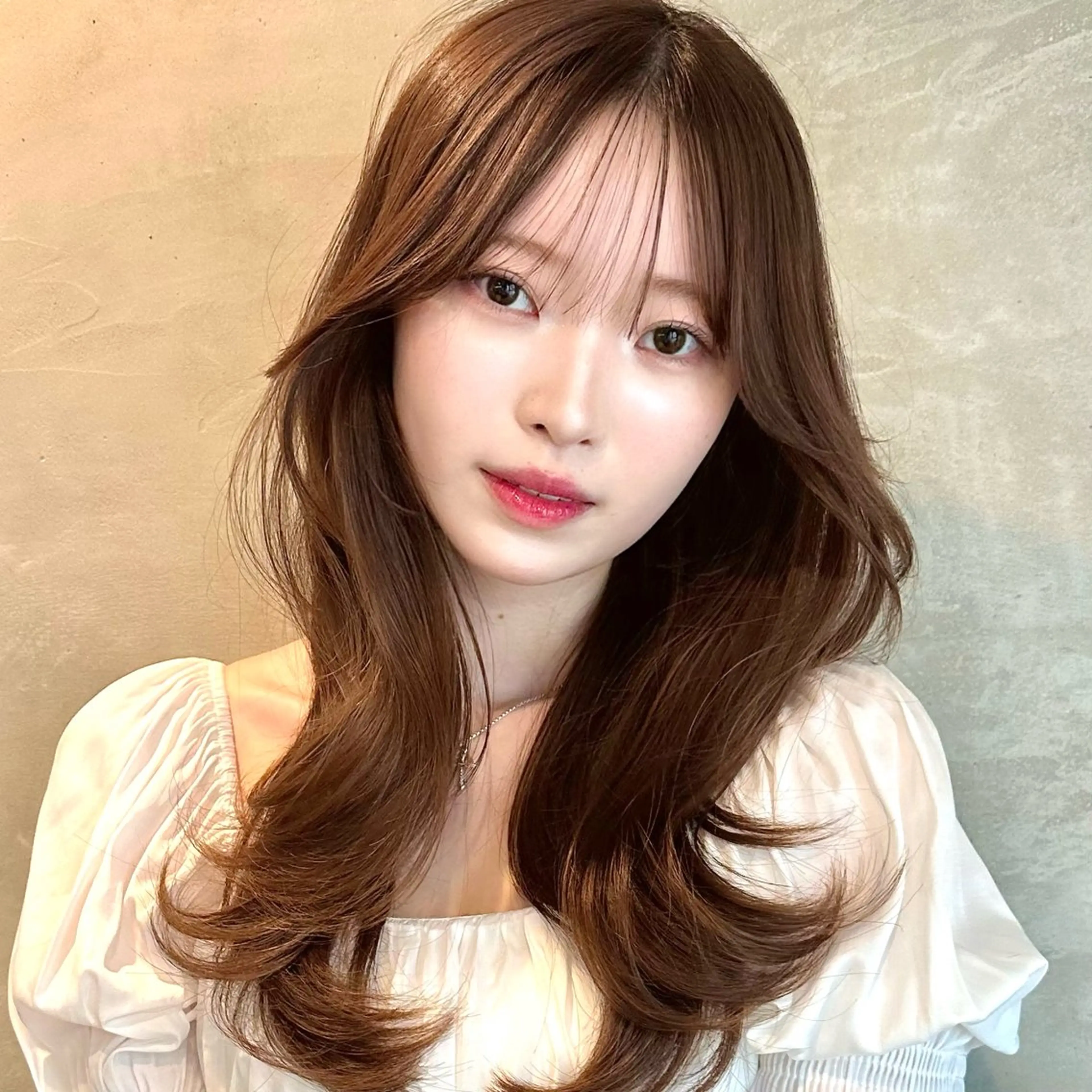 セミロング カット ヘアカラー トリートメント 🌹ハッシュカット、 レイヤー韓国ヘア🌹のヘアスタイル