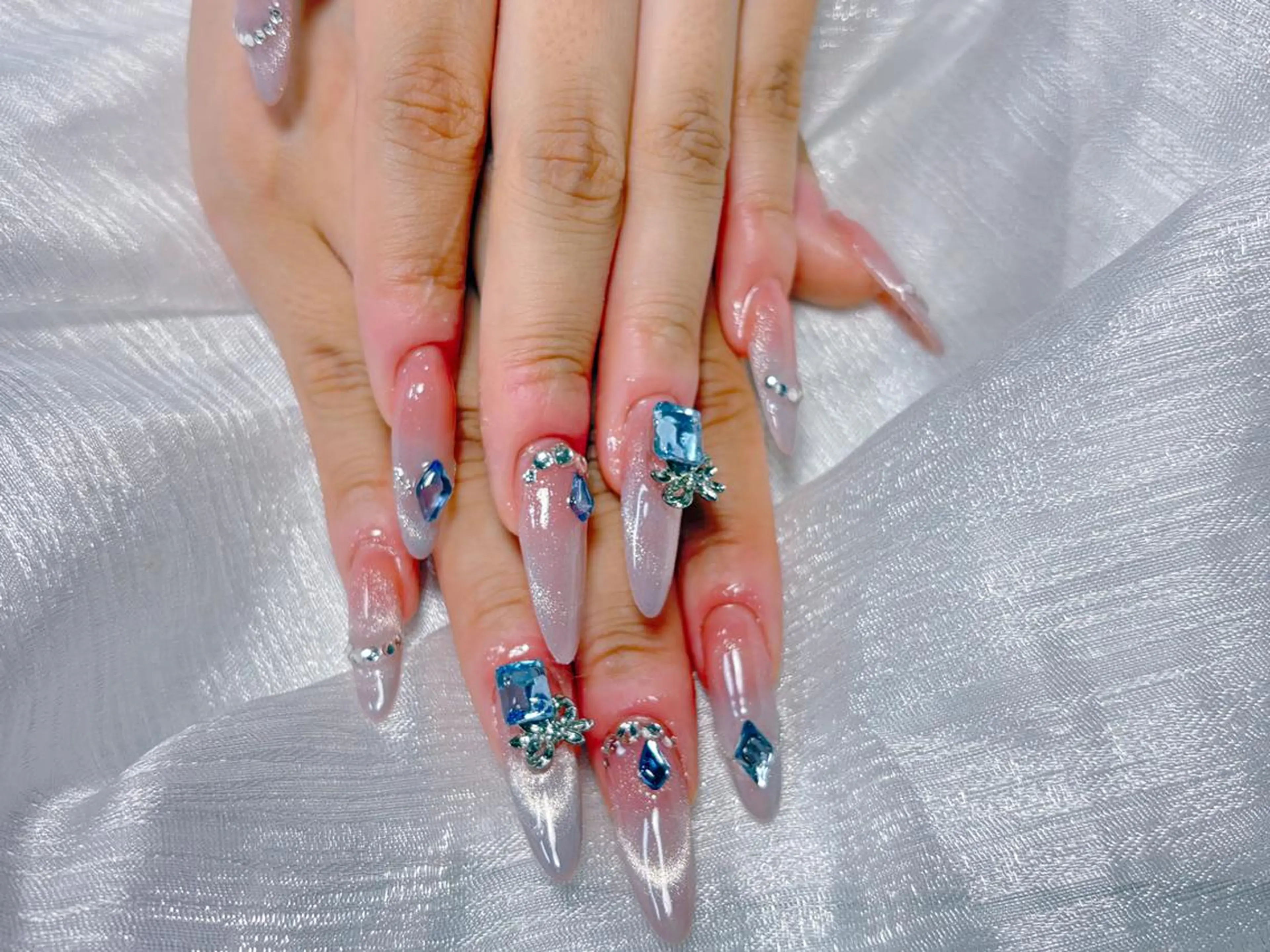 ネイル ハンドネイル 💙羽生 彩光💙のネイルデザイン