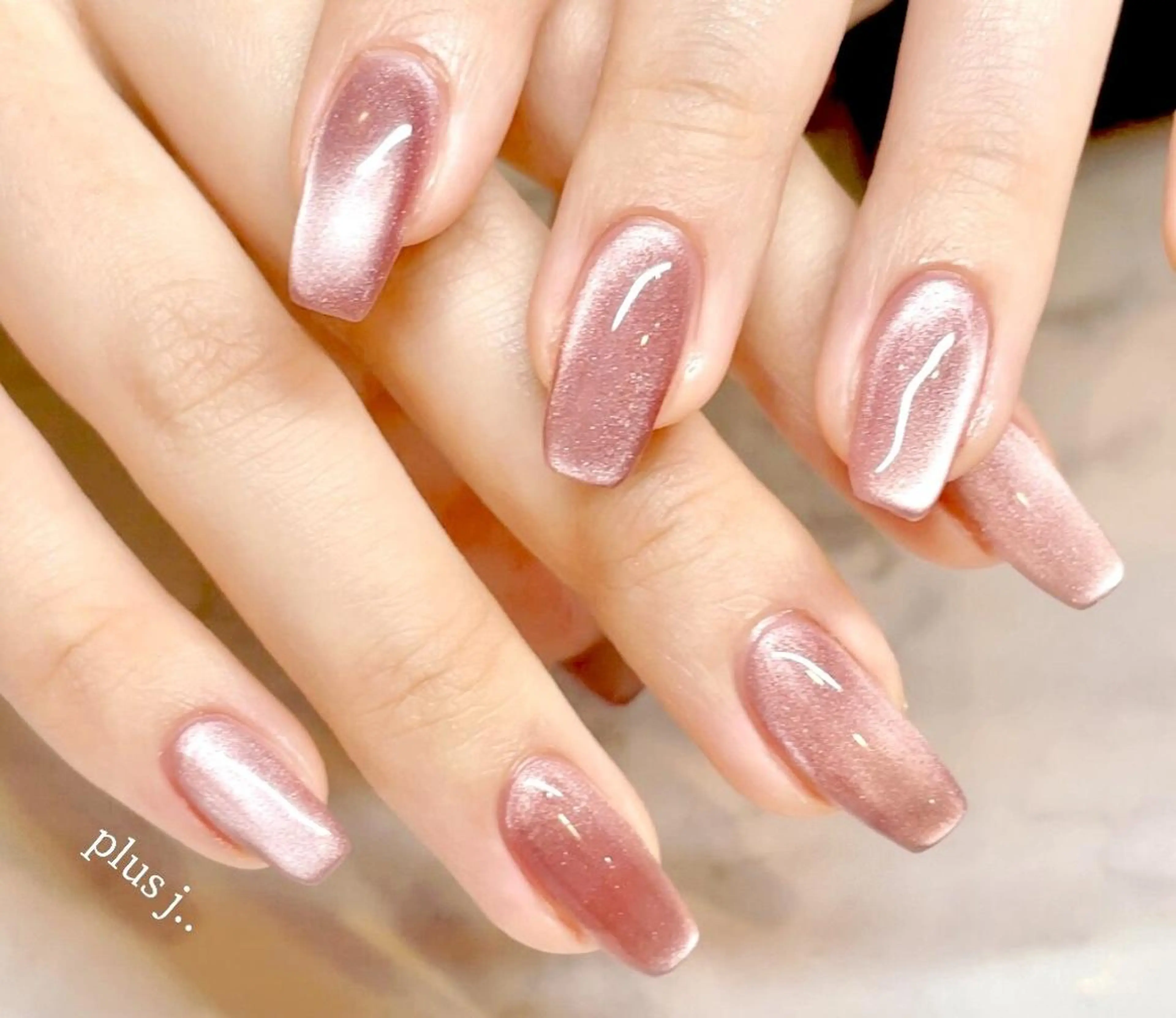 【オフ無 ケア込み✨✨】マグネットネイル💅💅　３０色以上のマグネットカラーからお選び頂けます。enoi取扱有りの写真