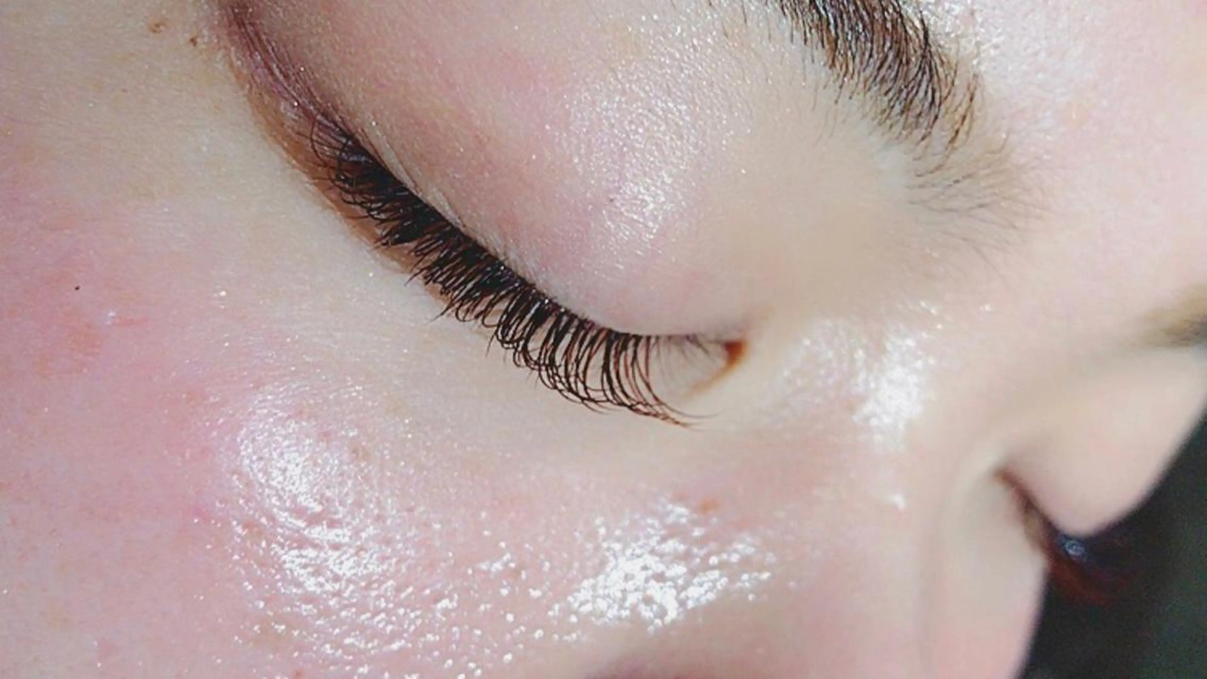 マツエク・マツパ ANNE梅田 GRACE店所属・ANNE chizuのマツエク・マツパデザイン