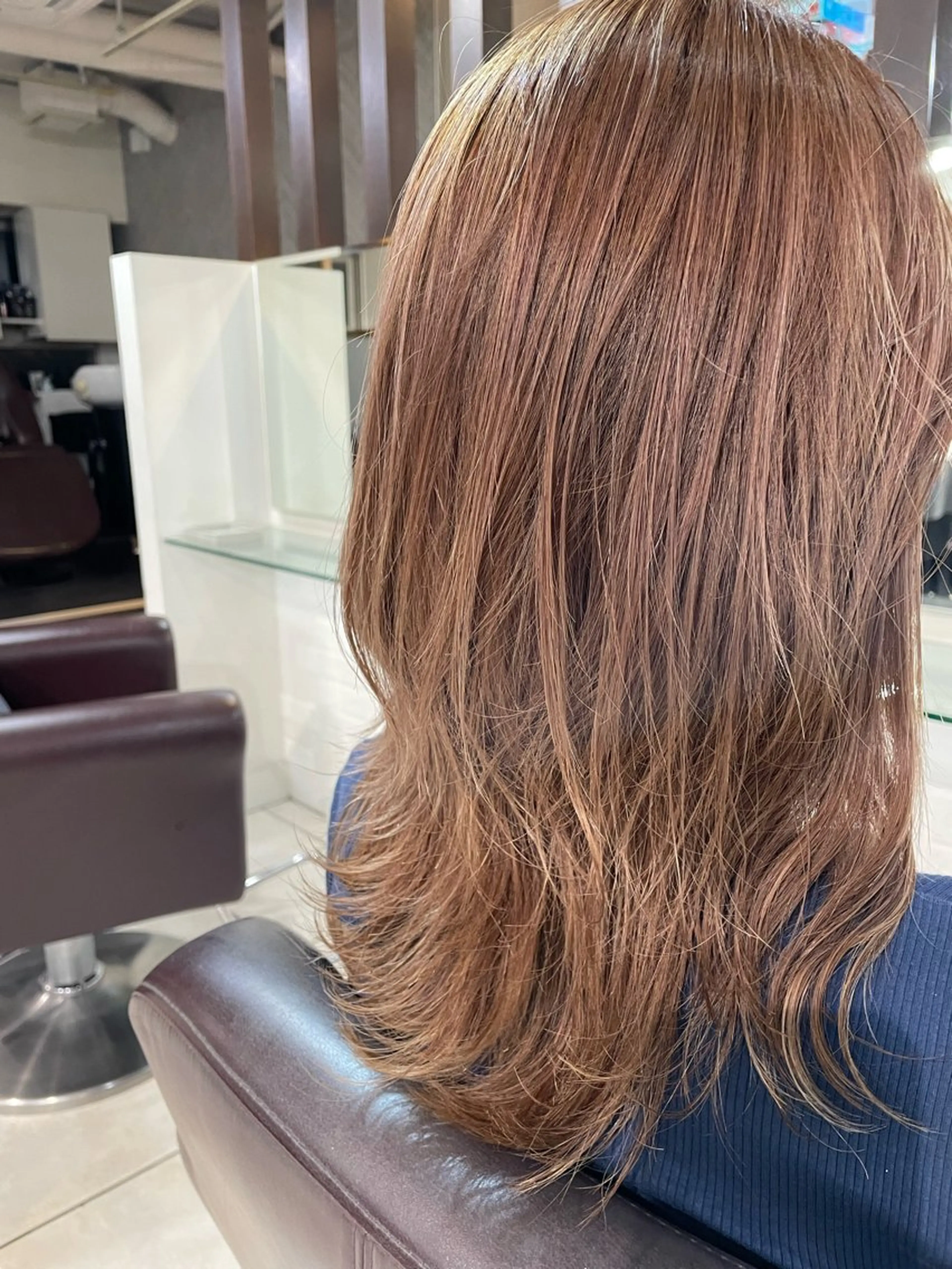 ロング 芝山 柚衣のヘアスタイル